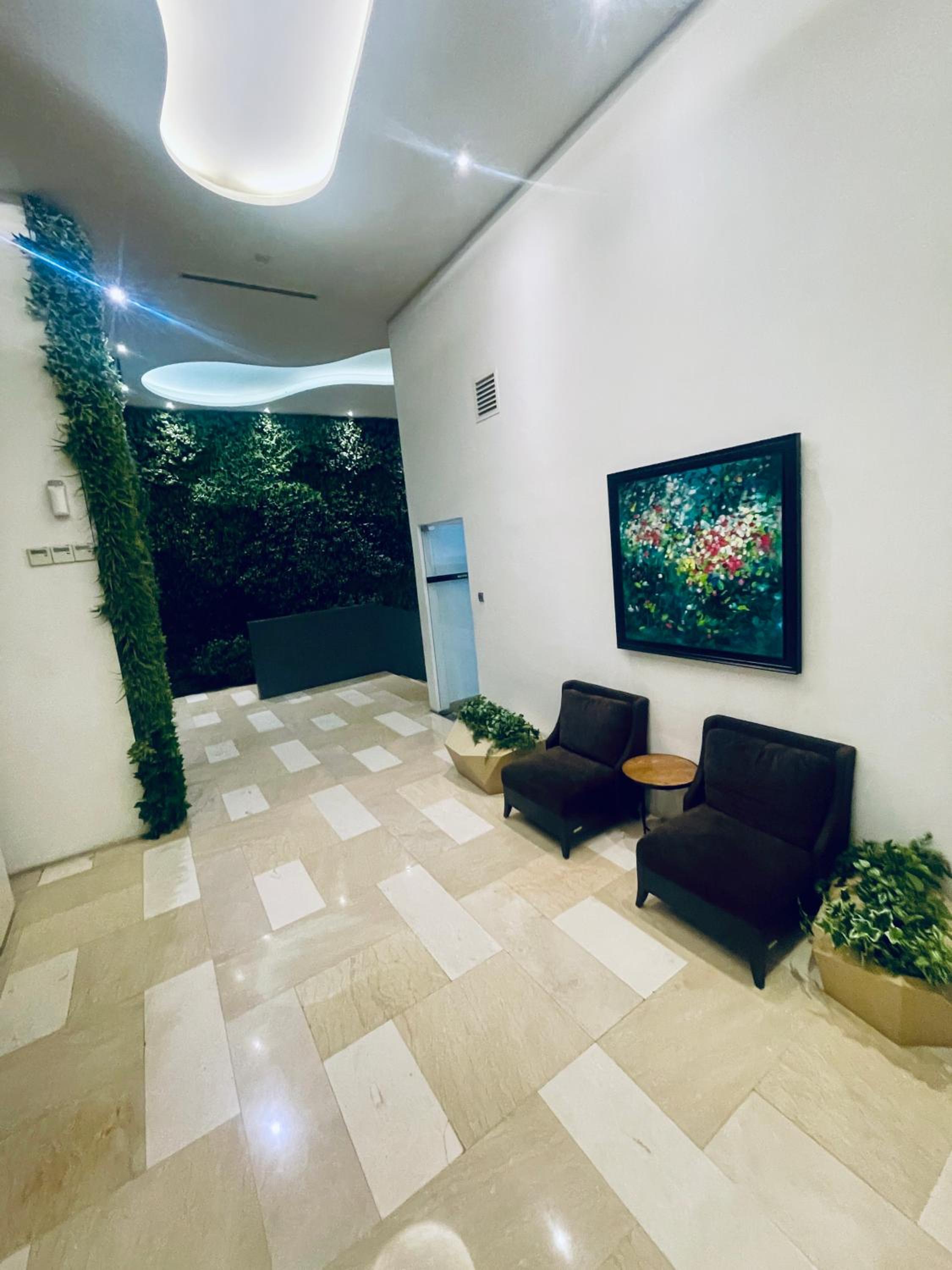 M City Zen Den