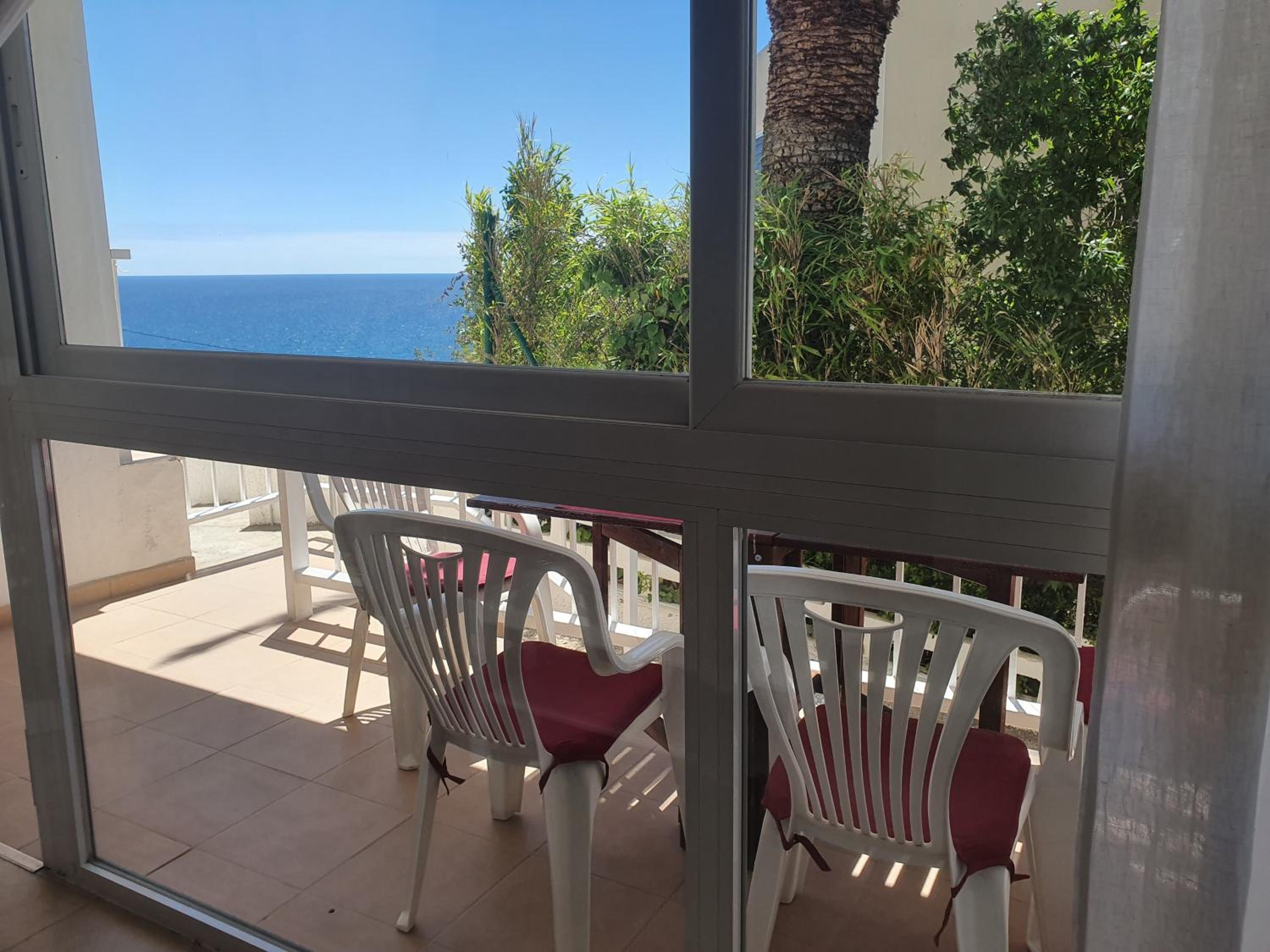Apartamento cerca CALA CRANCS playa