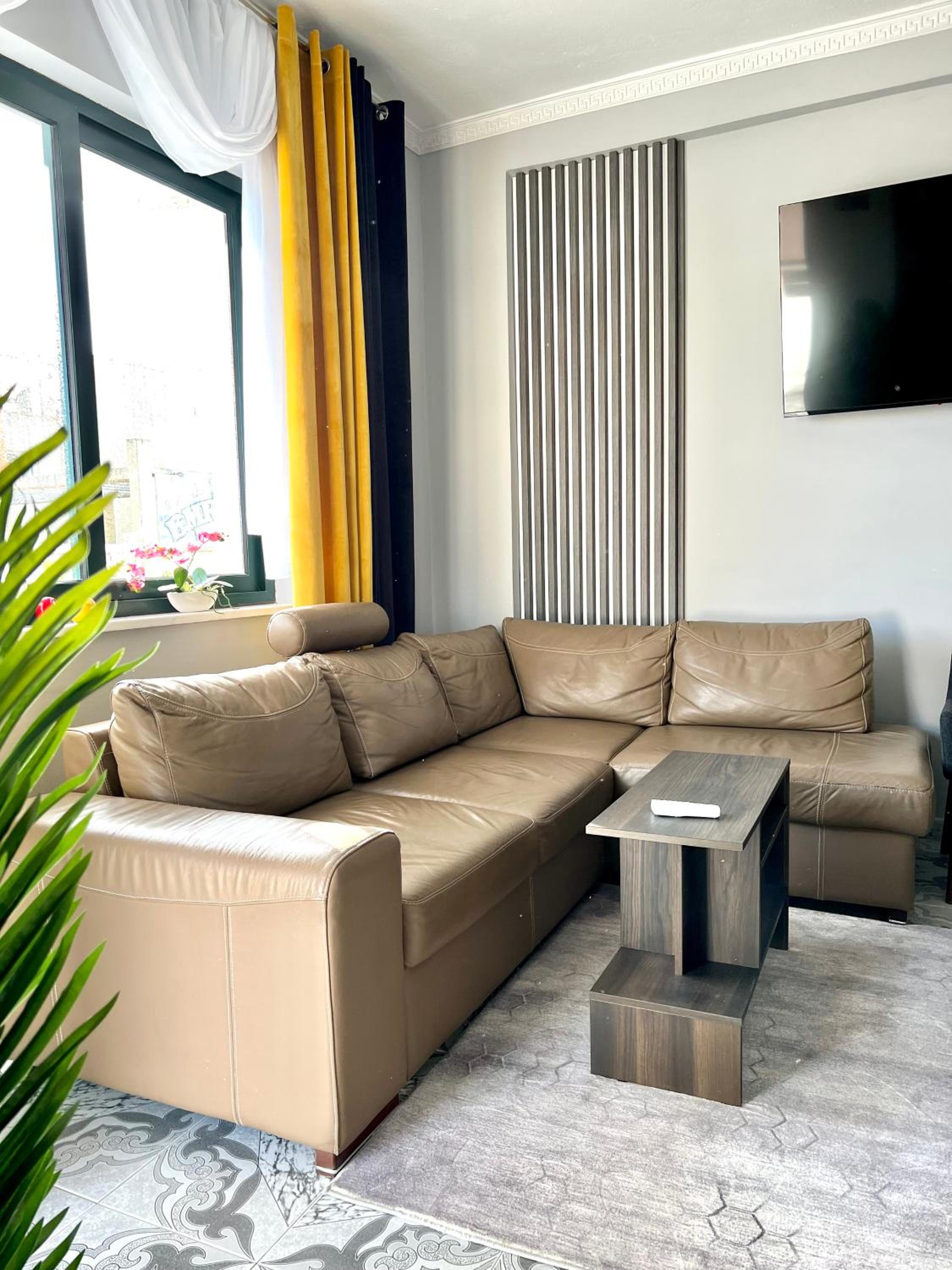 ALLO Apartment Between Beach and Town