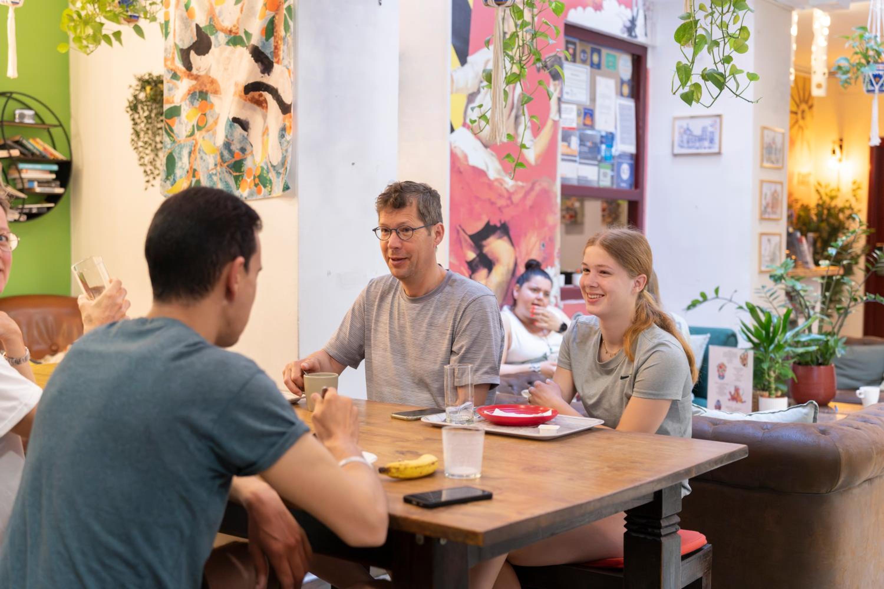 Home Youth Hostel by Feetup Hostels