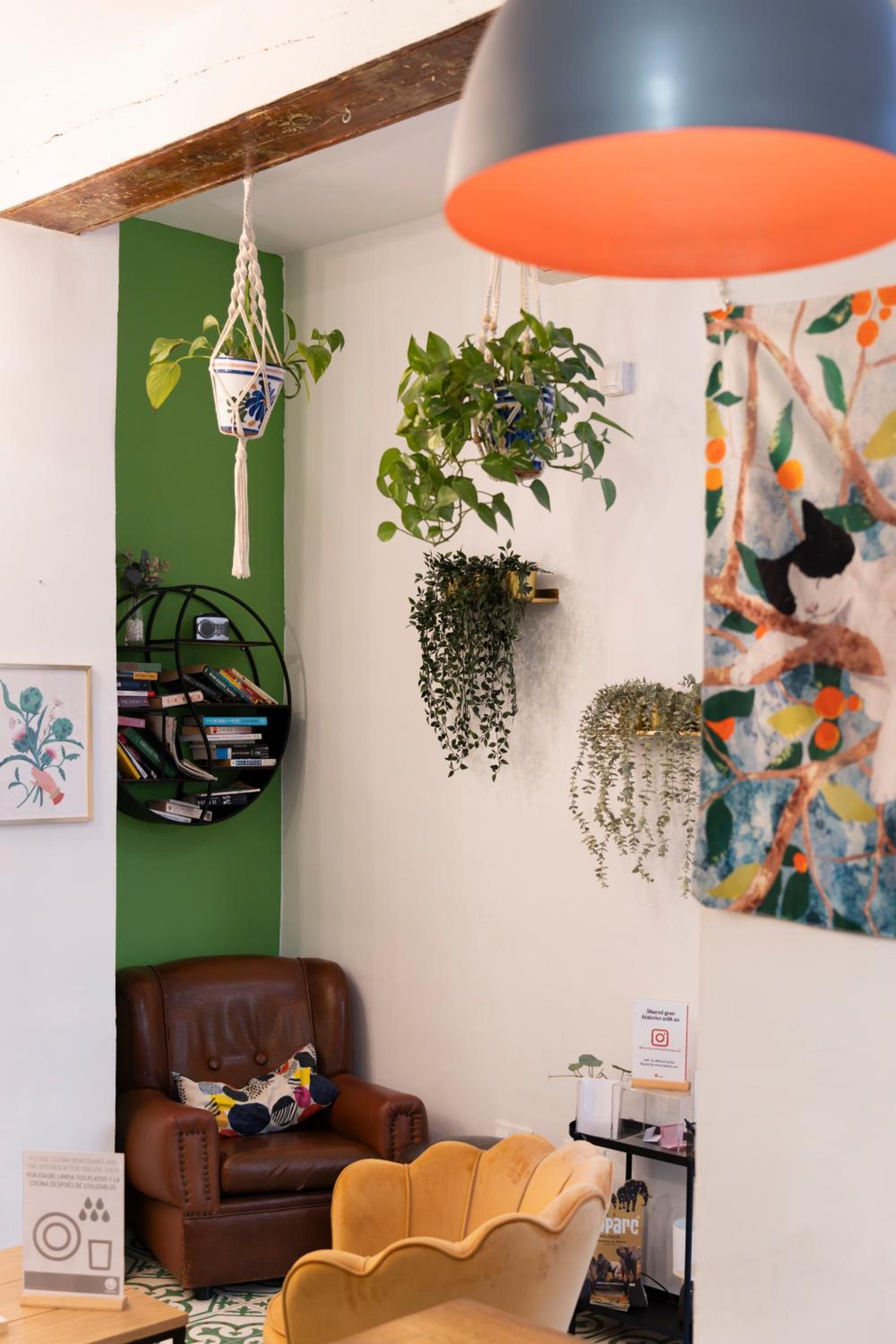 Home Youth Hostel by Feetup Hostels
