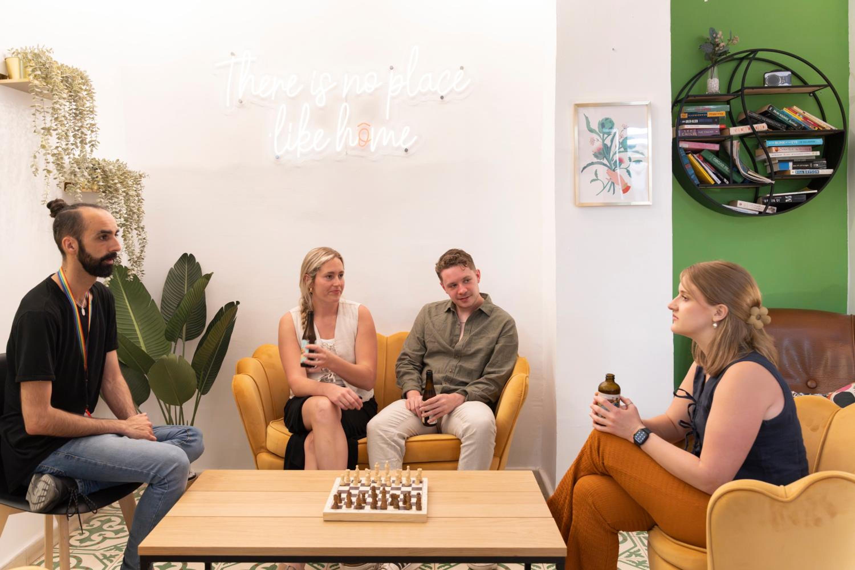 Home Youth Hostel by Feetup Hostels