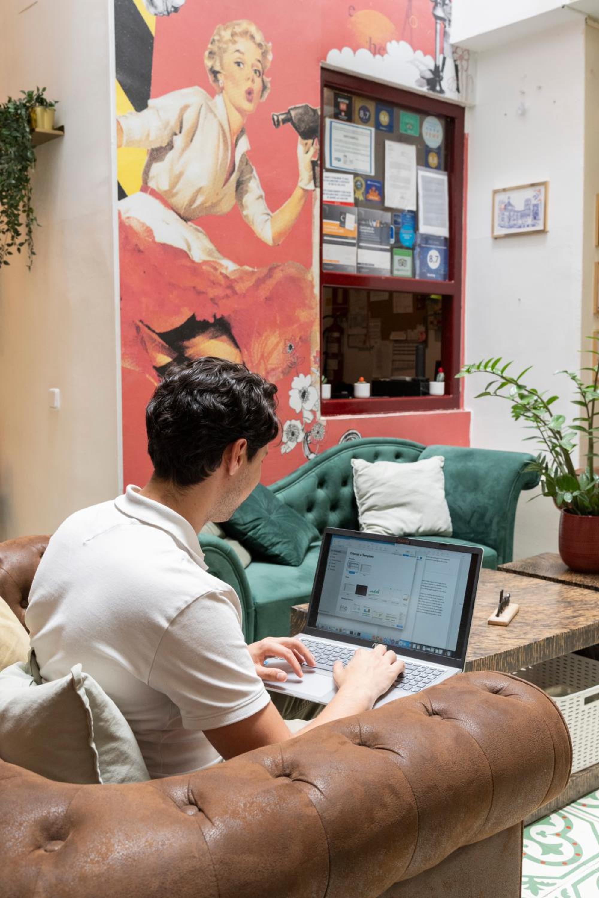 Home Youth Hostel by Feetup Hostels