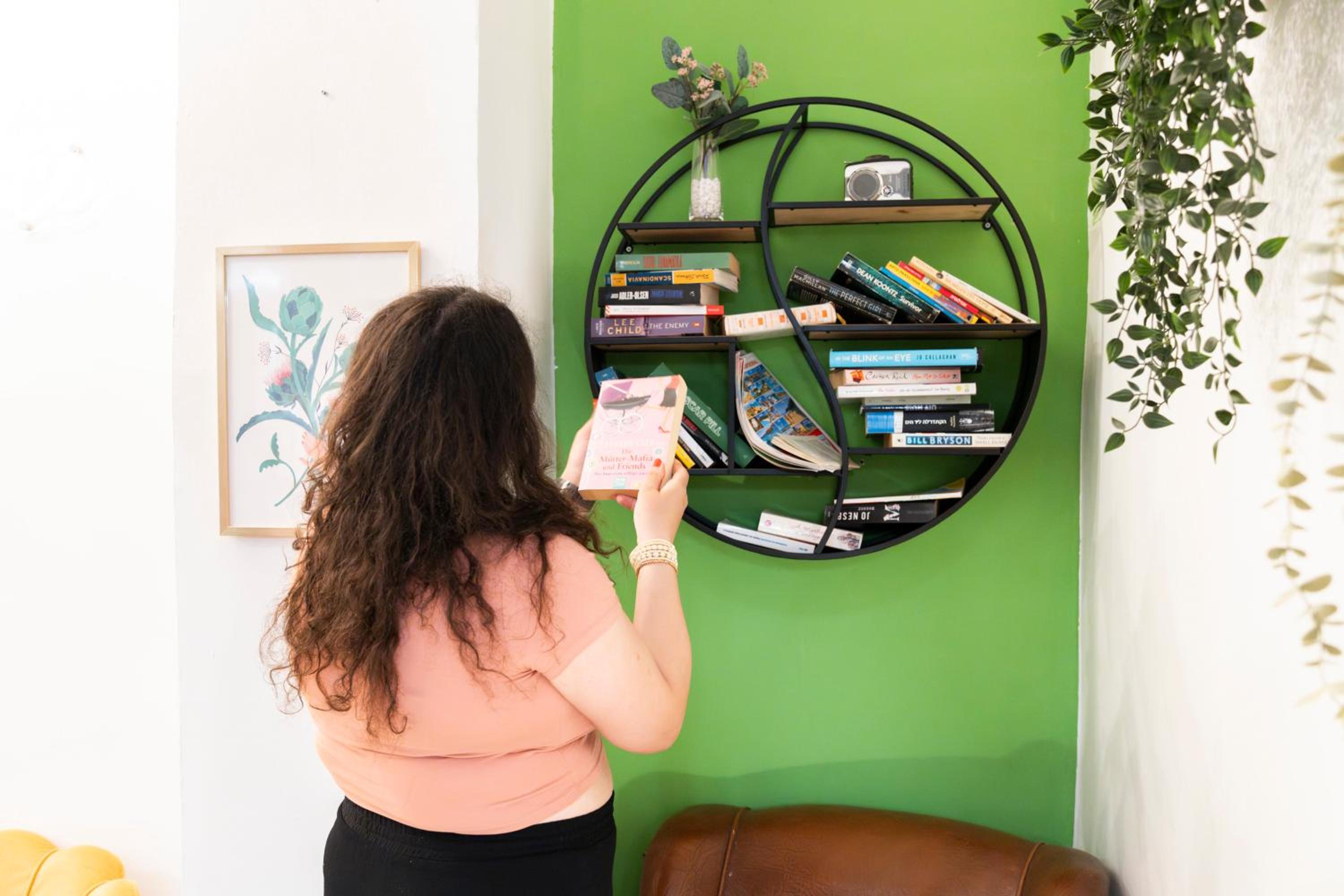 Home Youth Hostel by Feetup Hostels