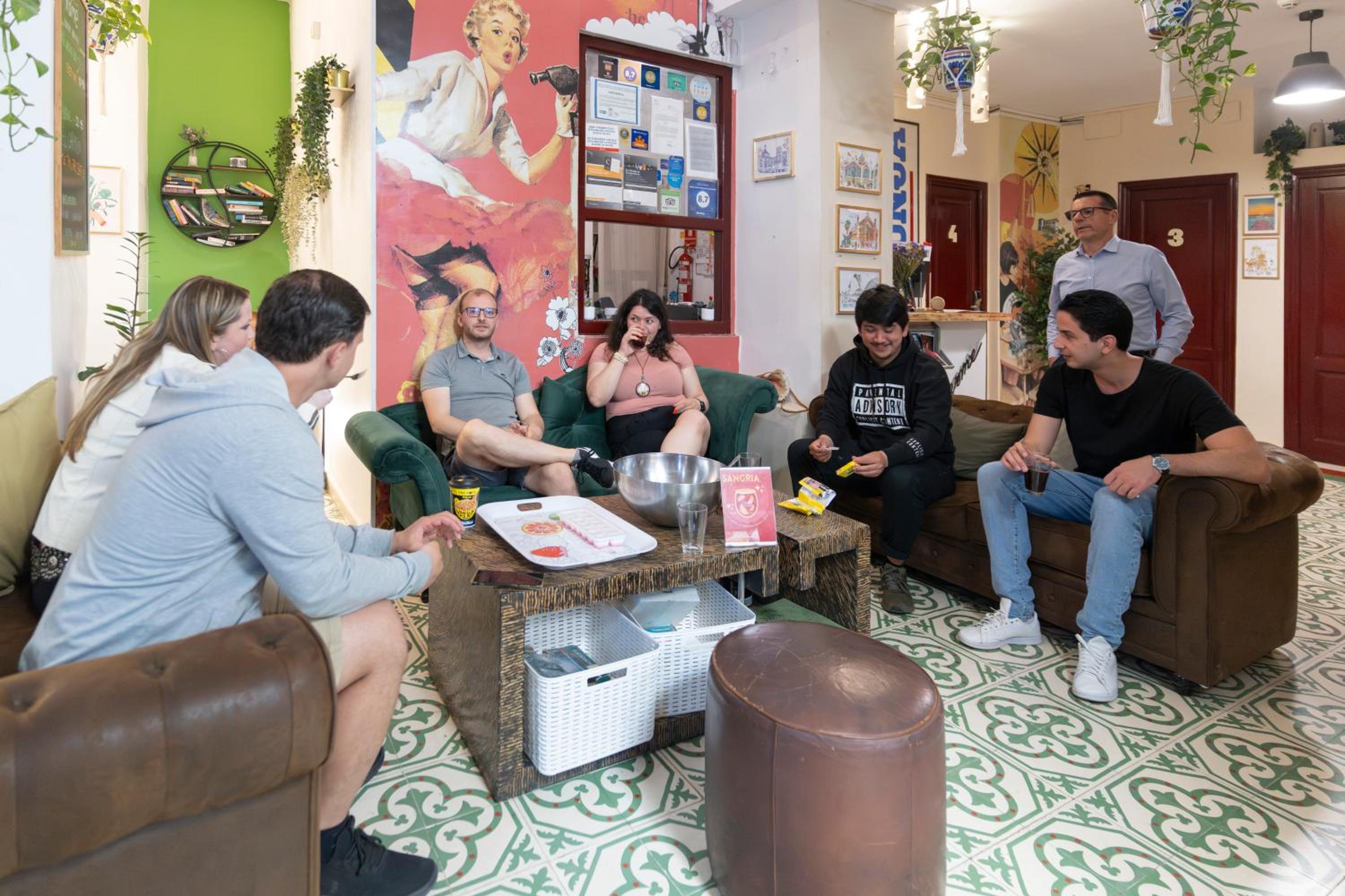 Home Youth Hostel by Feetup Hostels