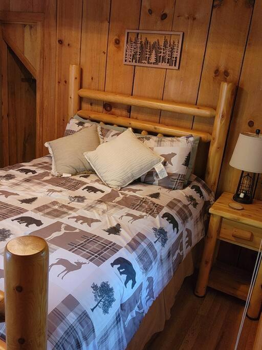 MoonPie Hideaway