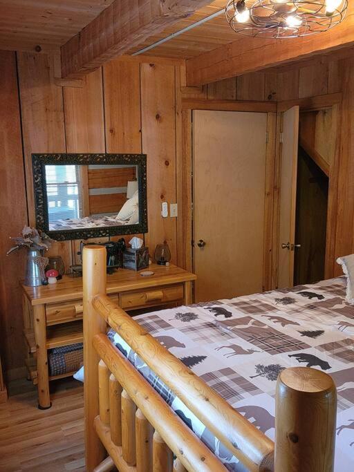MoonPie Hideaway