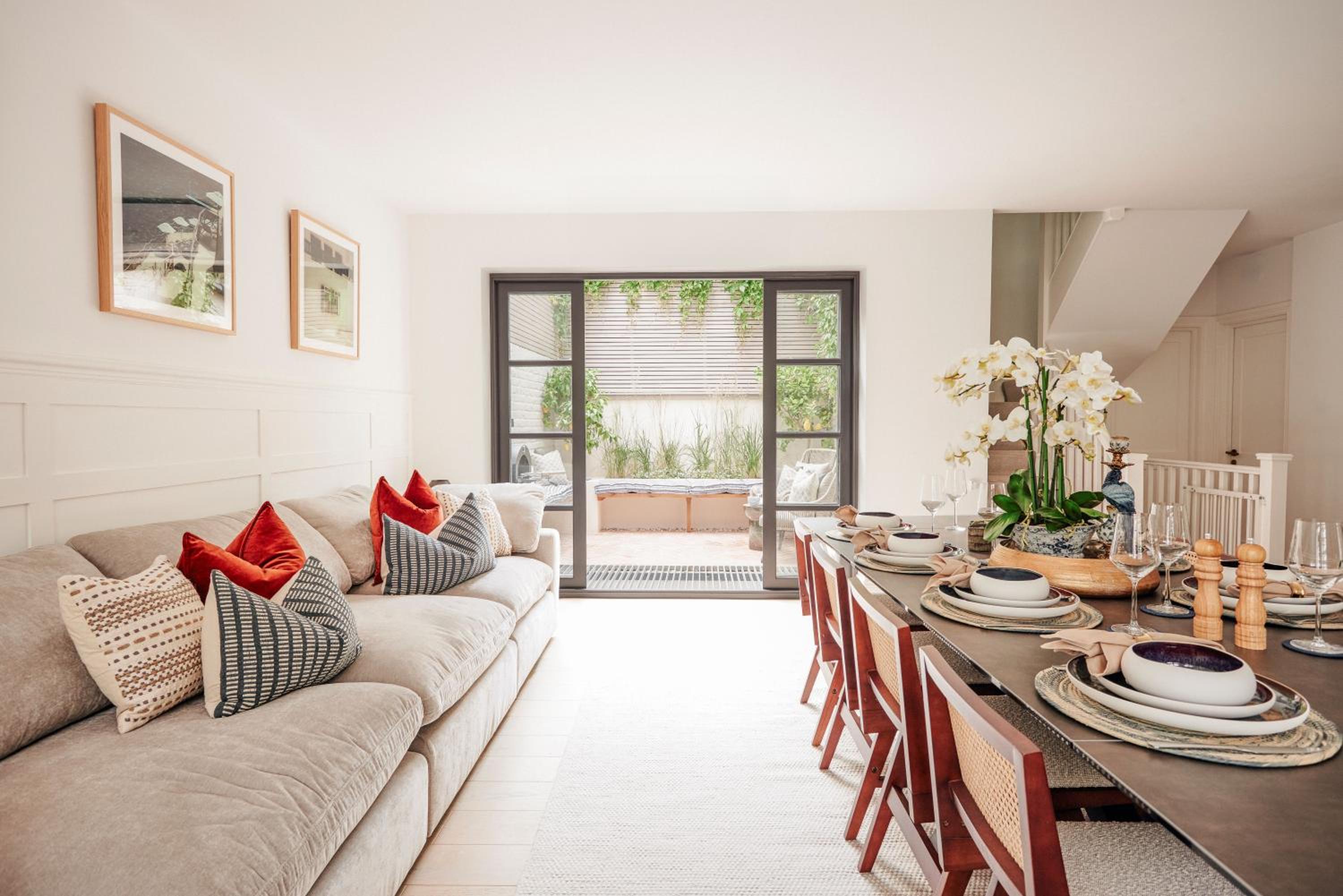 Luxury Fulham Townhouse with a Bar & Games Room