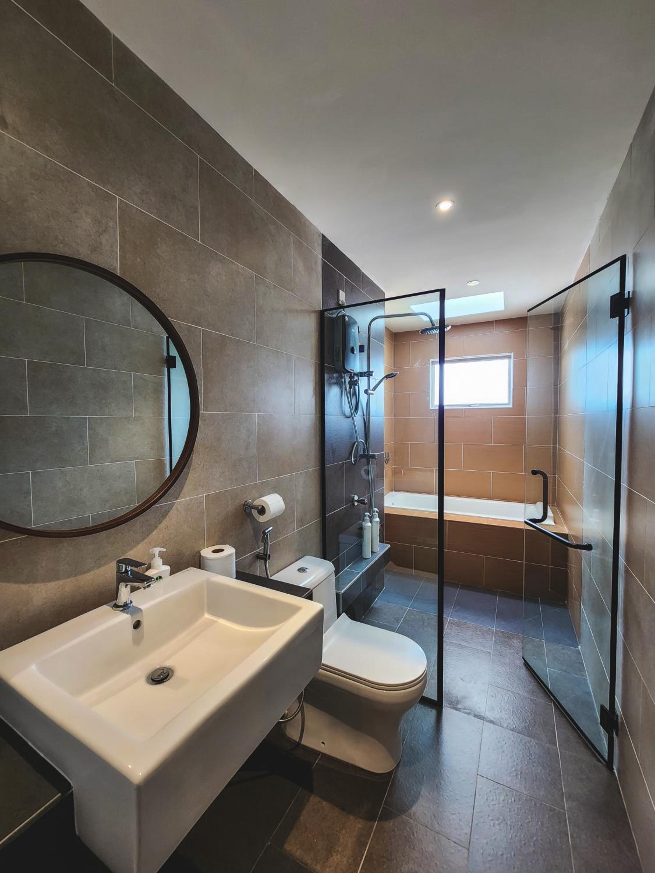 Ayera Residence Muji X Near Permas X Staycation 4BR4B #12 pax by Cowidea photo 5