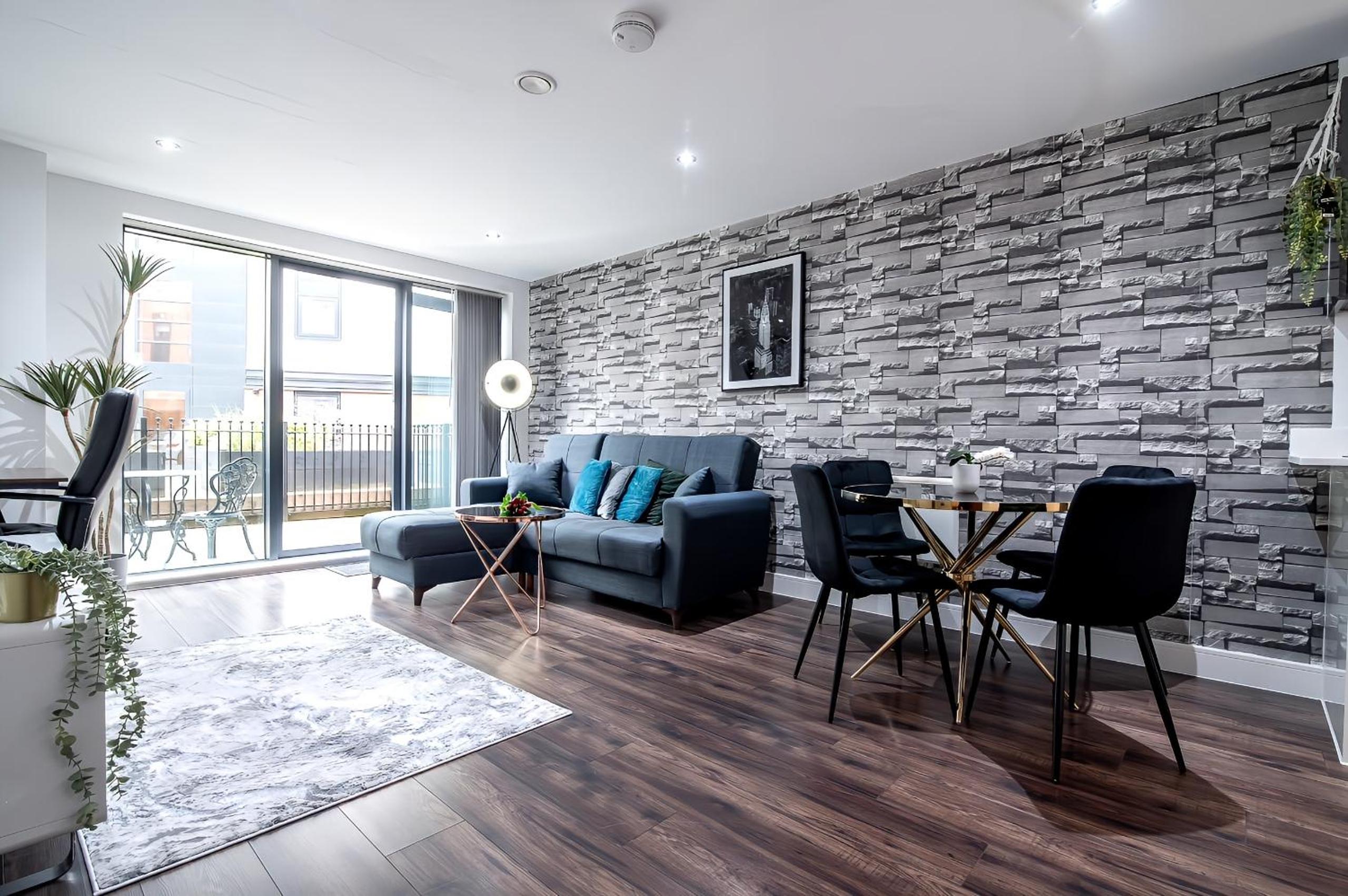 Stunning Apartment in Birmingham view 5