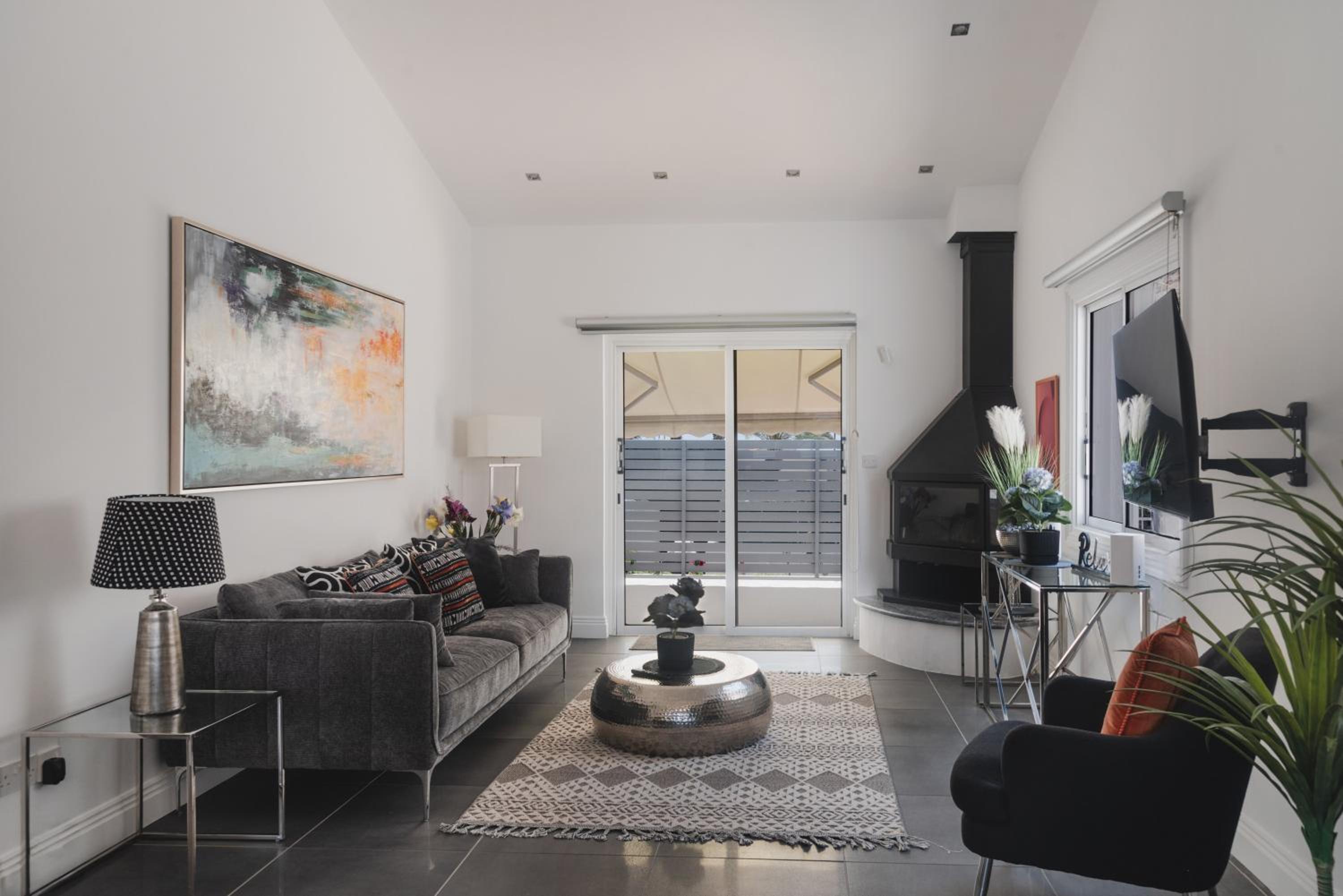 Phaedrus Living Luxury Botanic Residence