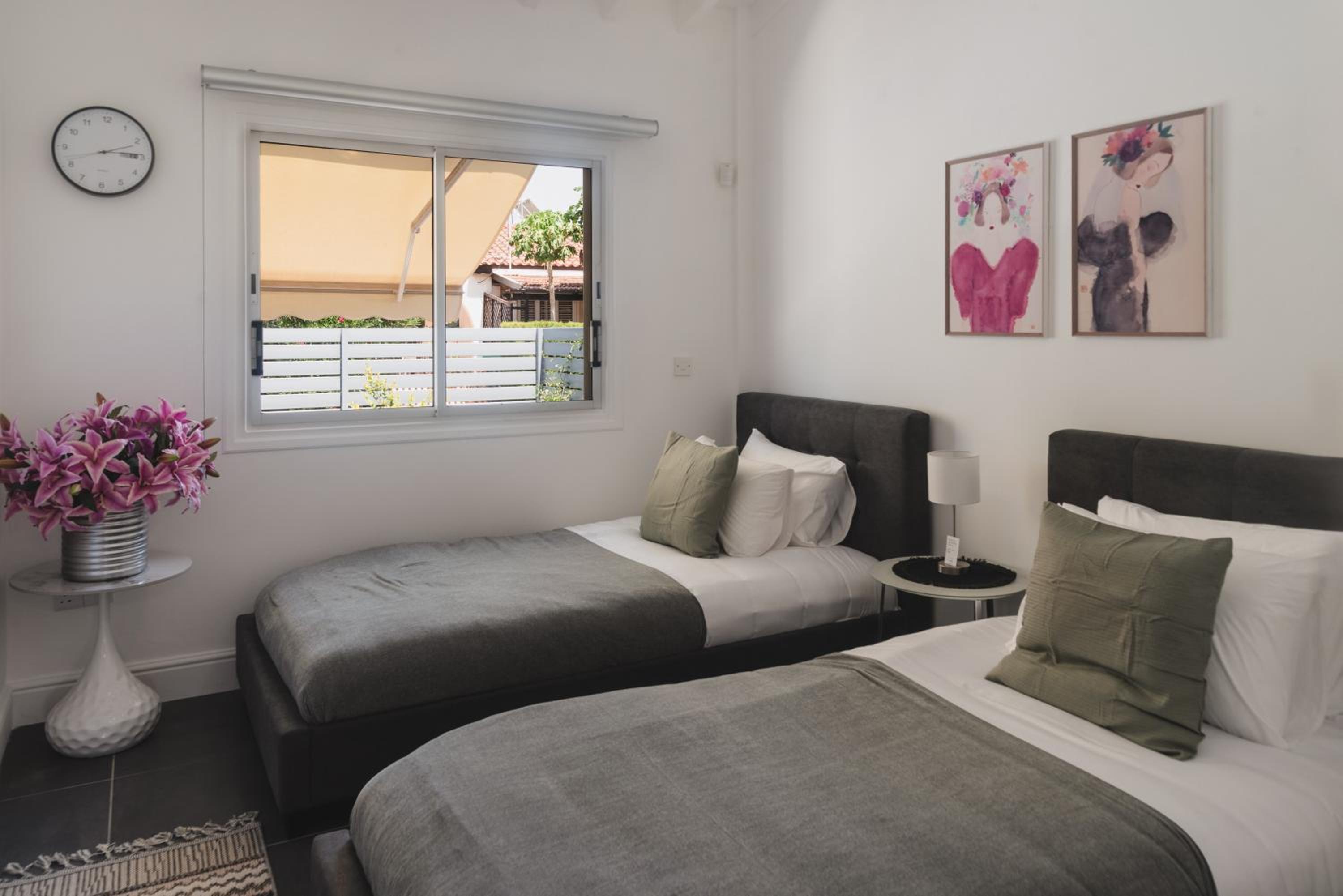 Phaedrus Living Luxury Botanic Residence