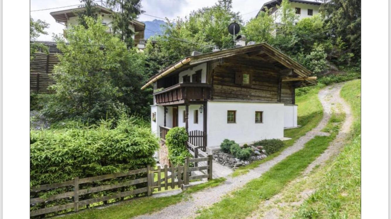 ALMzeit Zillertal - Chalet für 8 Personen FINKENBERG Zillertal - Free PARKING! Self CHECK-IN!