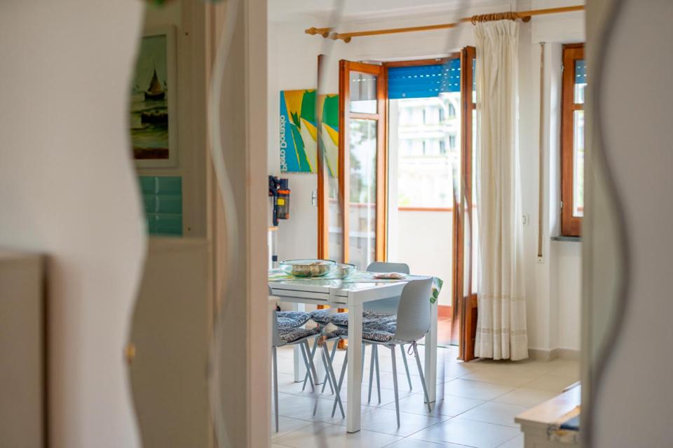 Seaview Apartment Giulia view 4