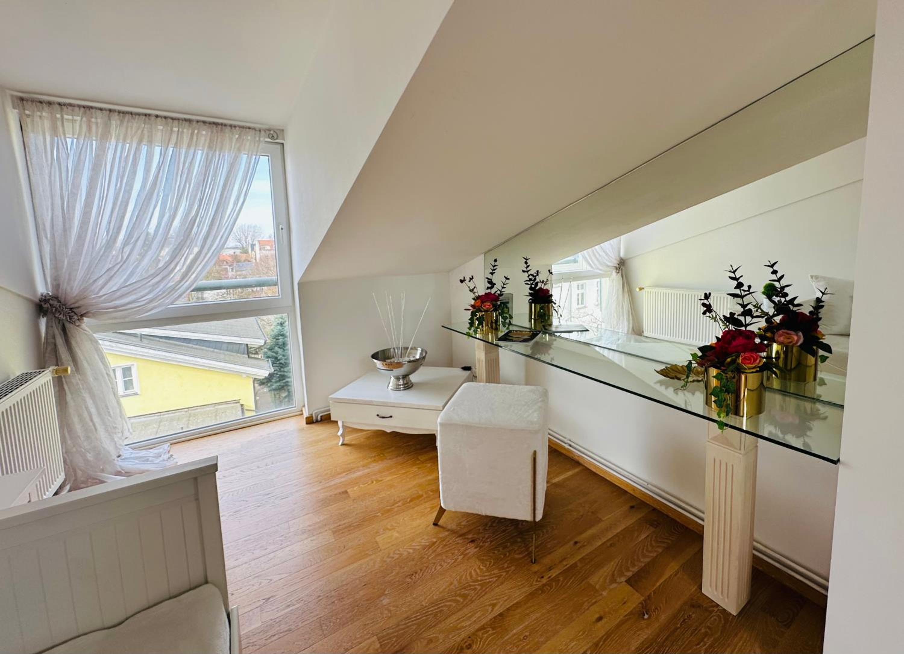Schöne Dachgeschosswohnung nahe dem Müggelsee