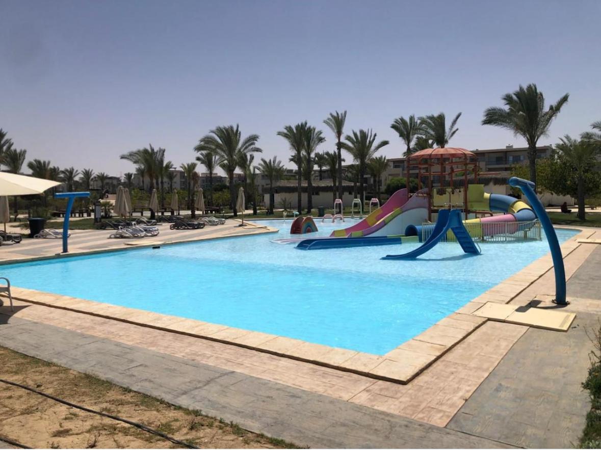 Amwaj Luxury 3Beds Chalet view 4