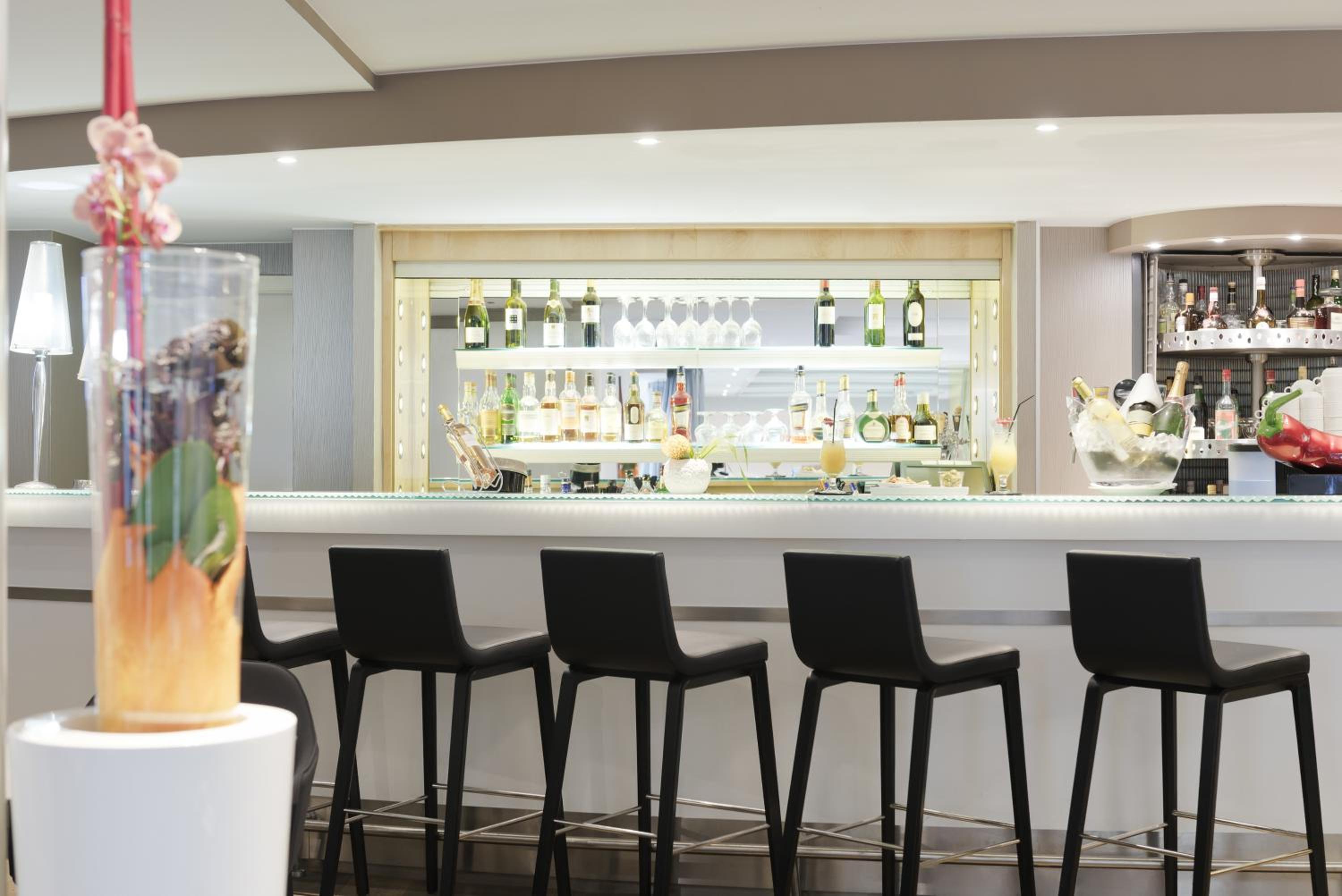 Geneva Vacations - Novotel Geneve Centre - Property Image 34