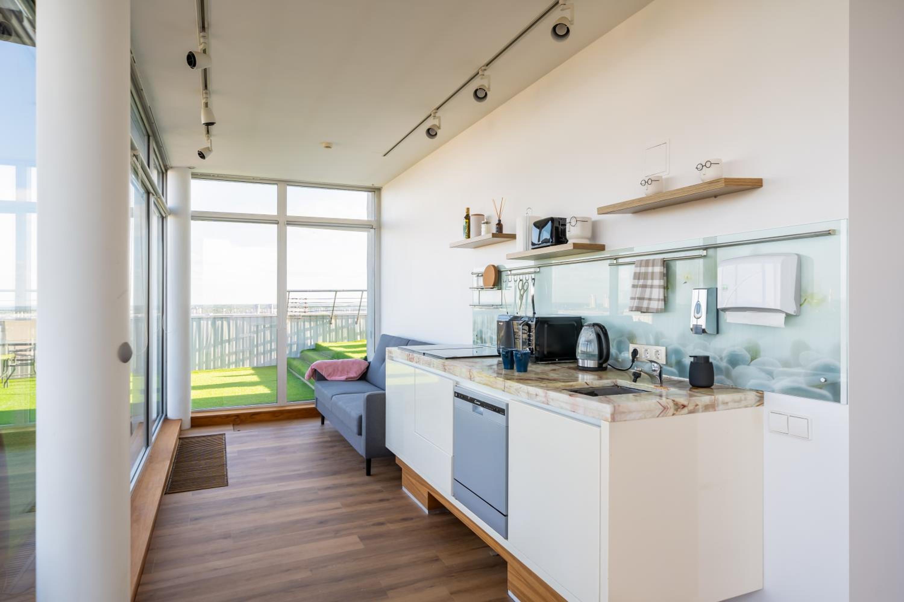 SkyPenthouse & SPA with FREE Parking