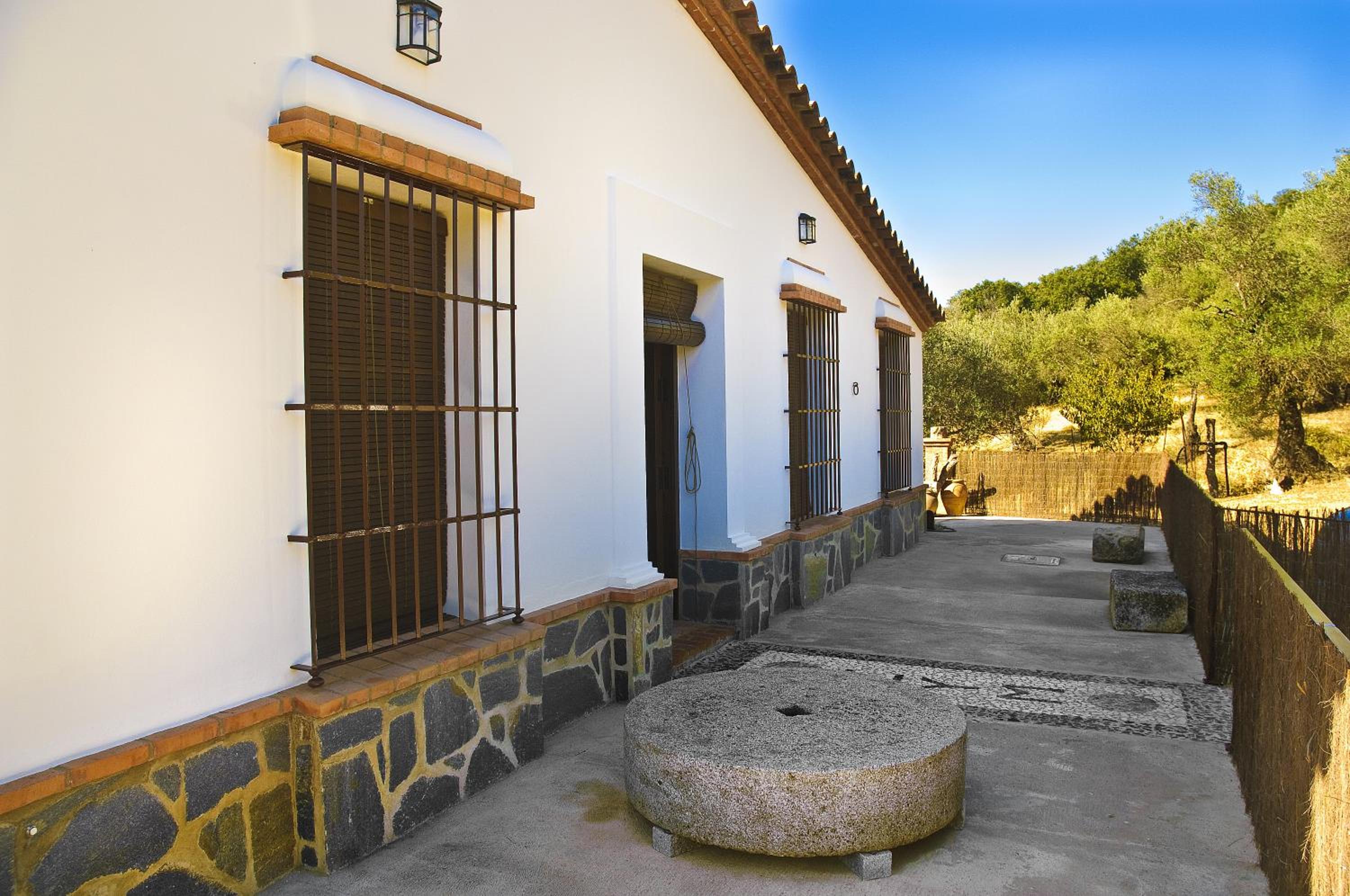 Montecruz Rural