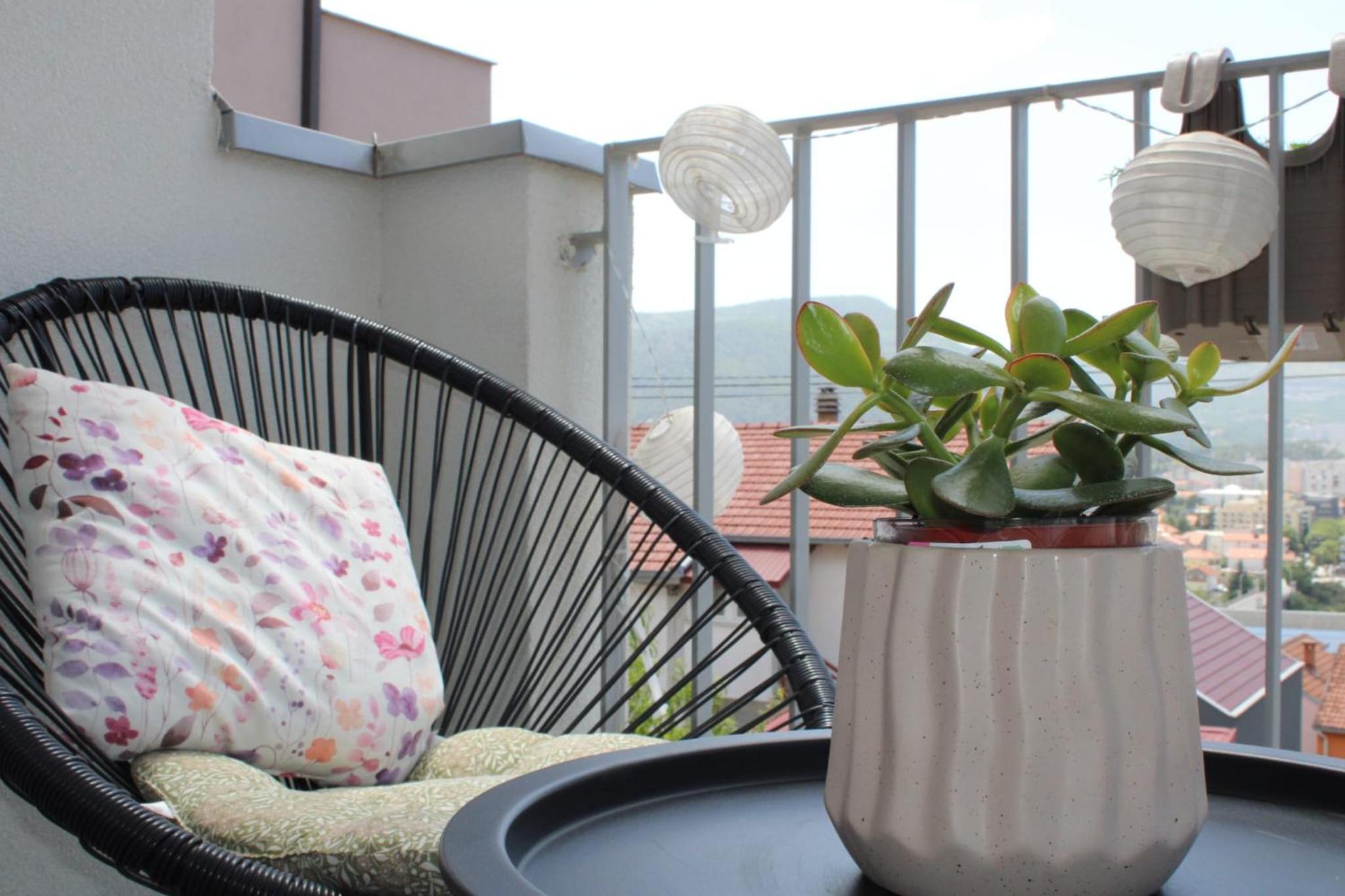 Apartment Merry Harmony Heights - Balcony & Free Garage & Parking