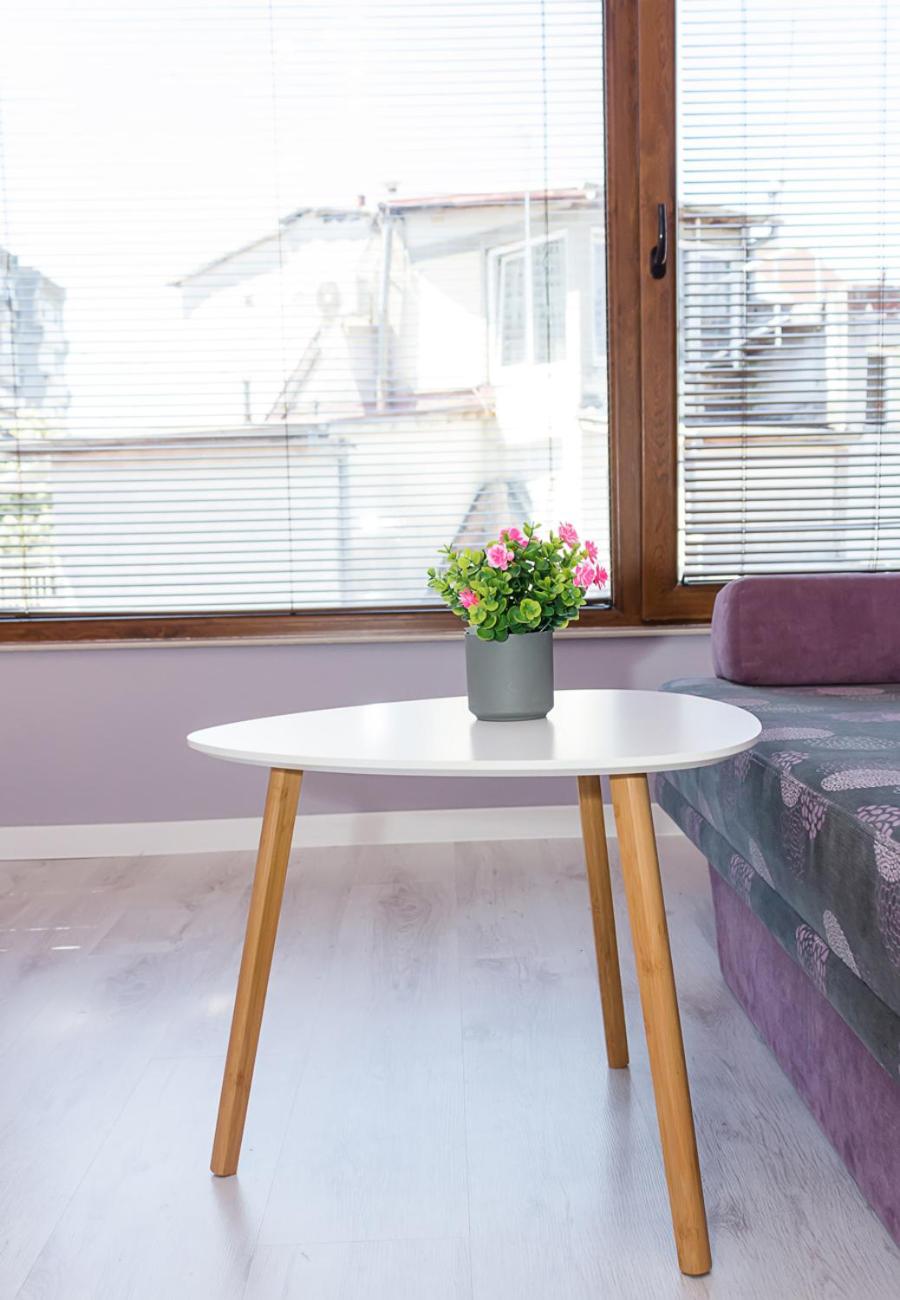The Purplish 2-BD Apartment in Varna Center
