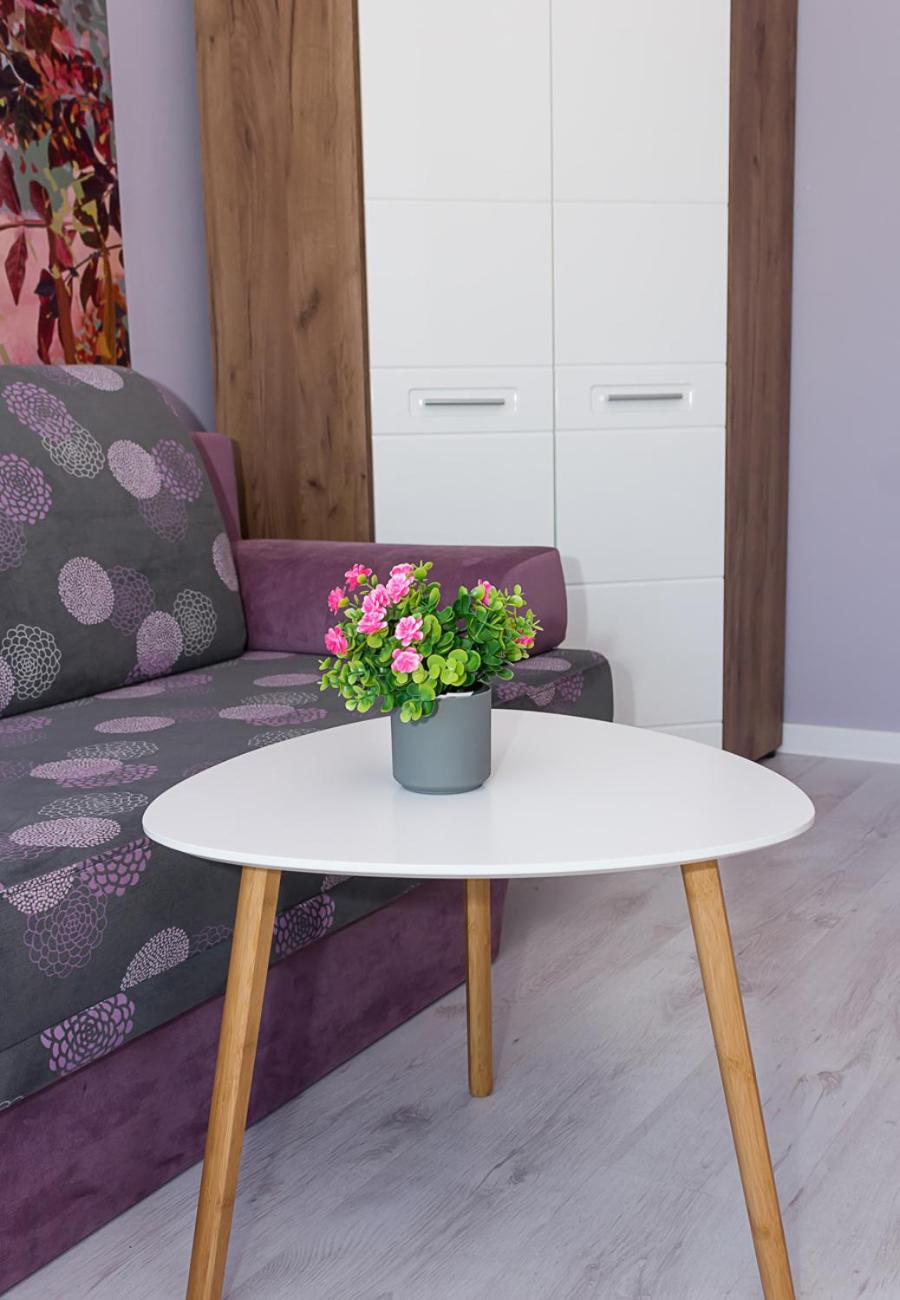 The Purplish 2-BD Apartment in Varna Center
