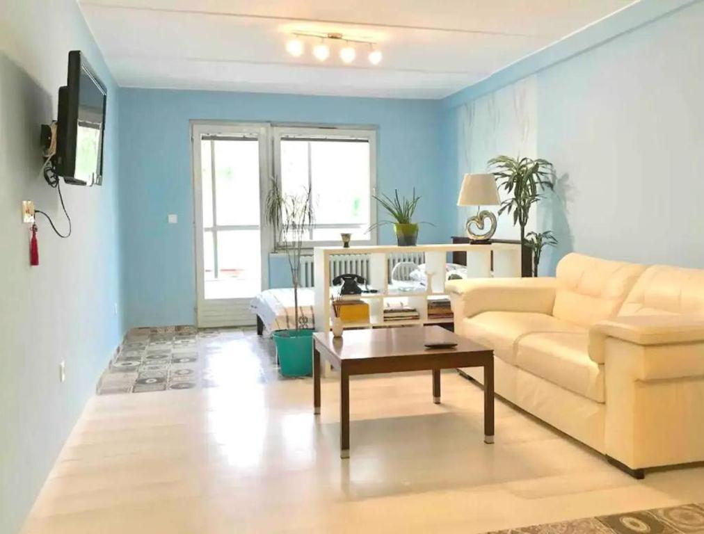 Designer Apartment in Old Town - Free Netflix