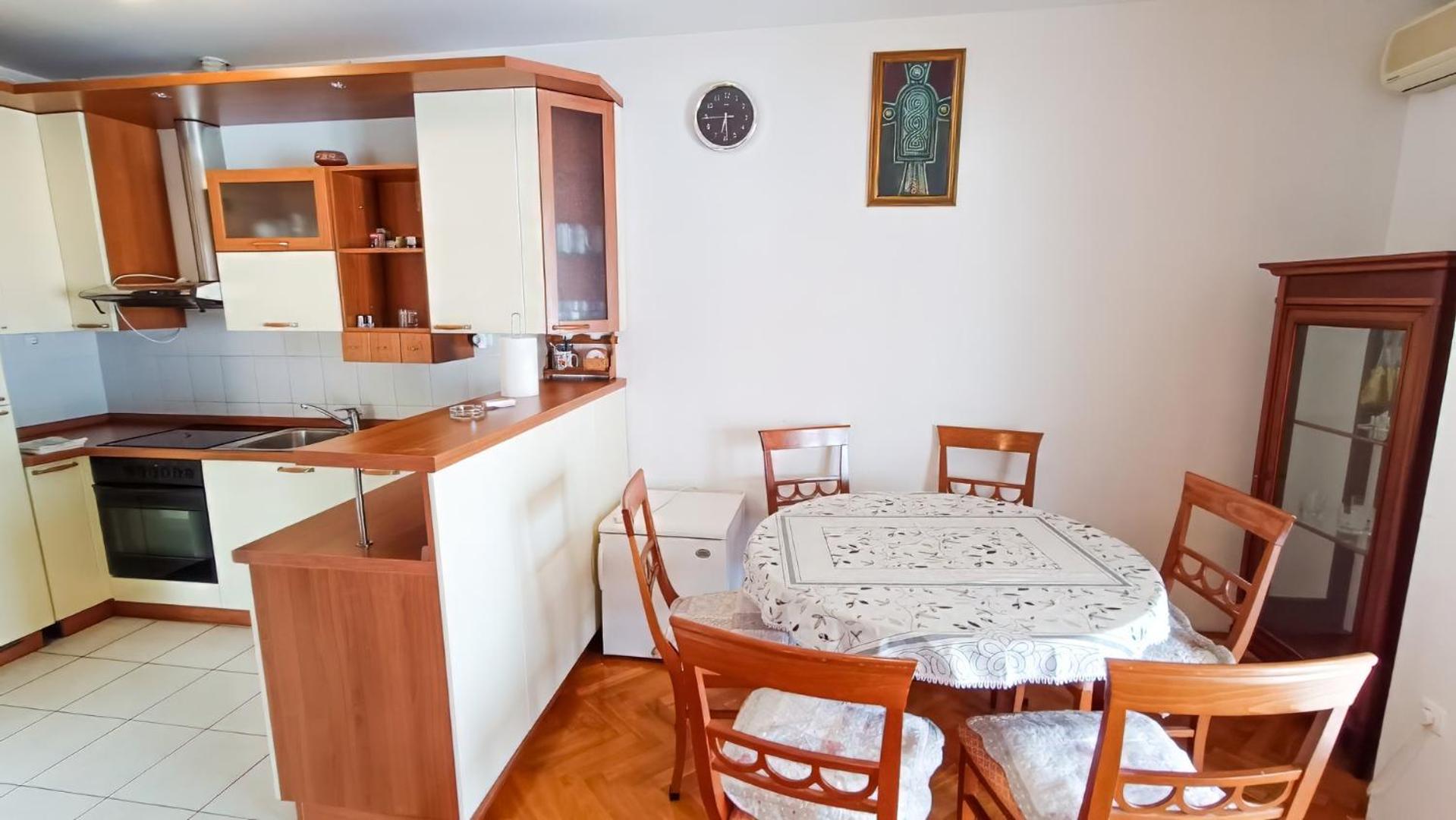 Apartment Huanita