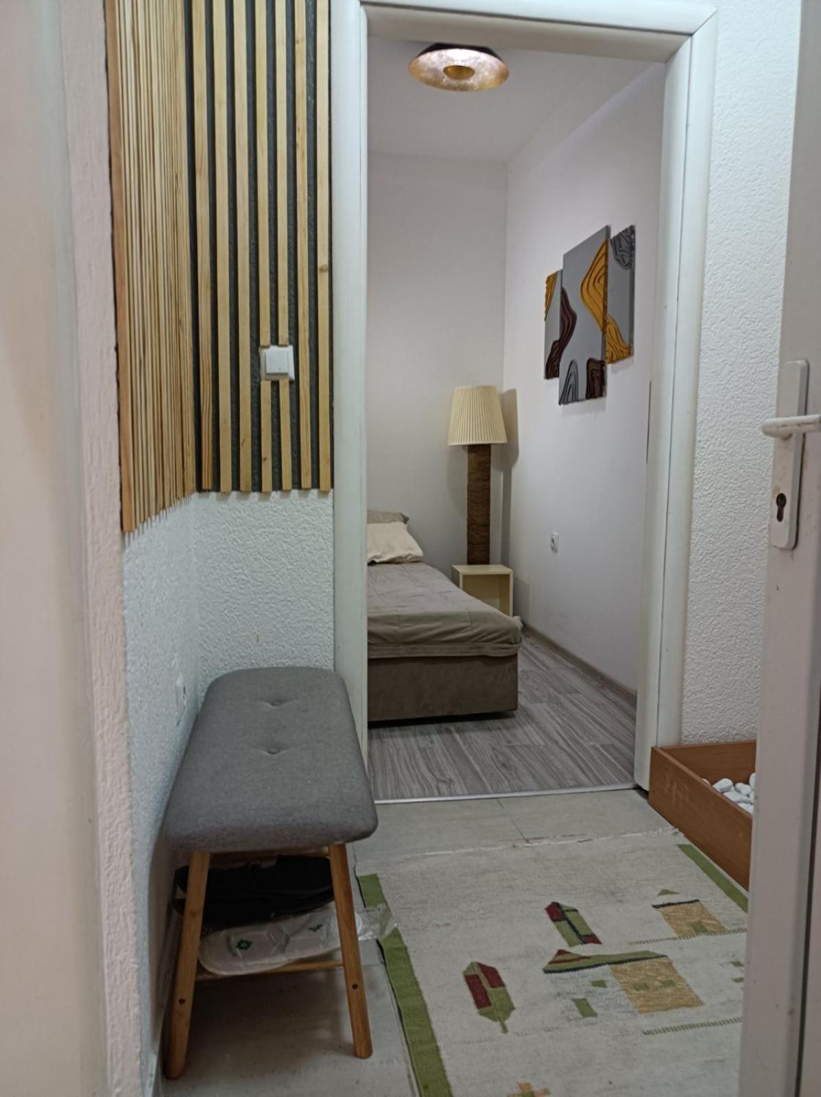 Cozy apartment with garden