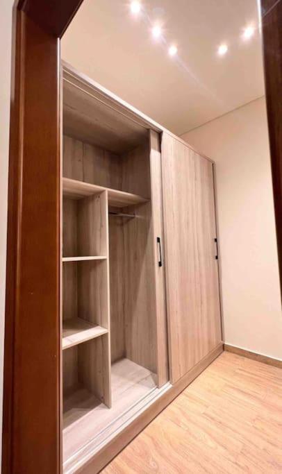 White Palace Double Room Private Bathroom 2