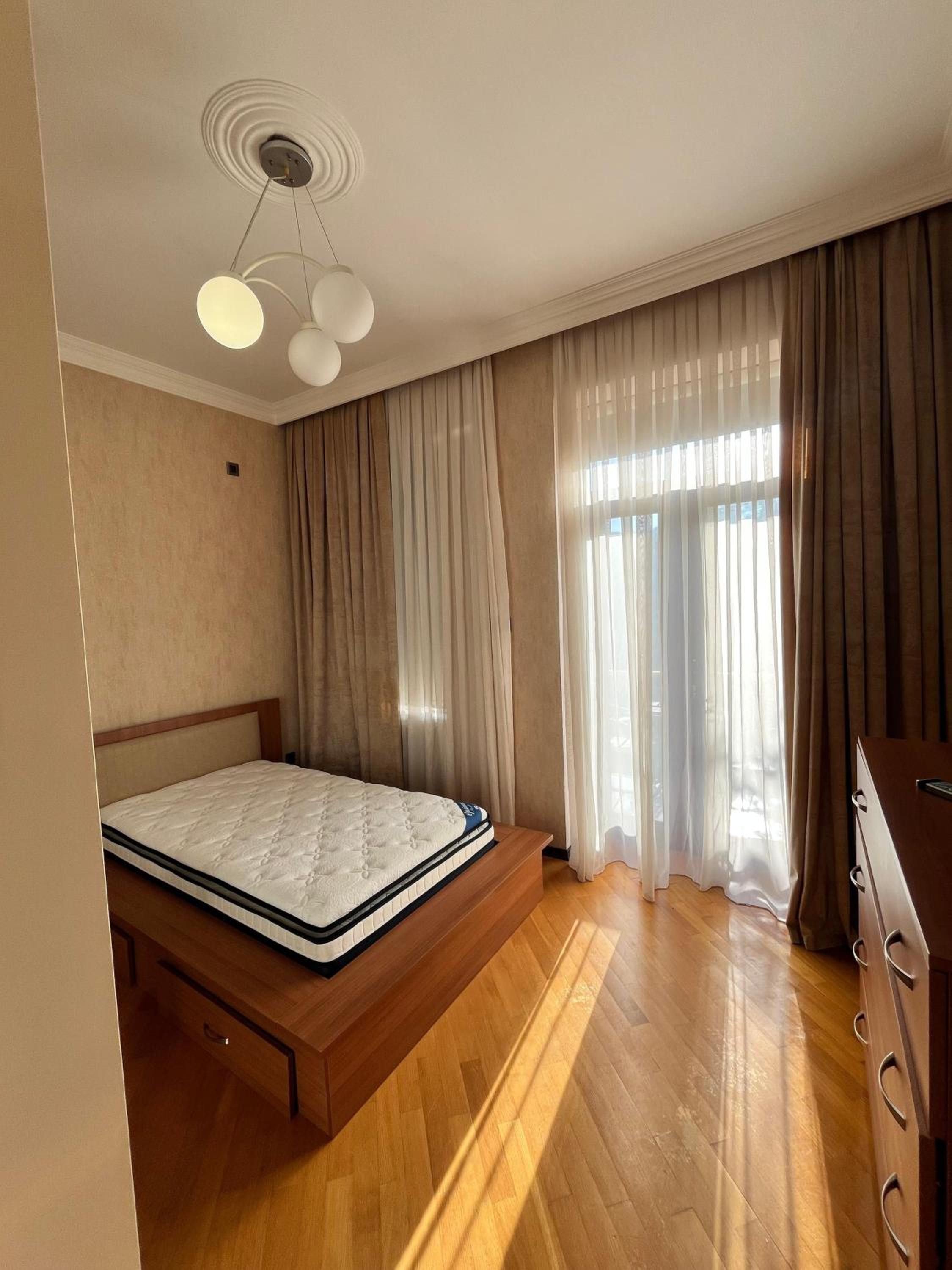 Modern 2BR Cozy Haven on Nizami St with a Balcony