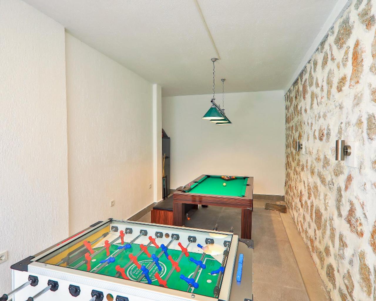 Eco Villa Skylight