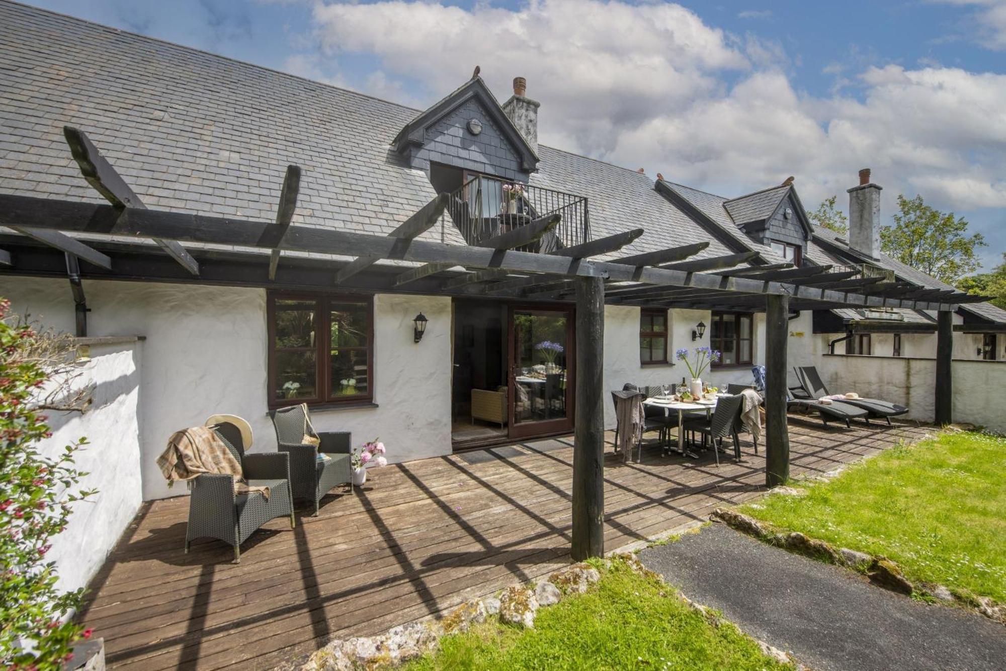 Fuschia, Lodge 15, Hustyns, Wadebridge view 3