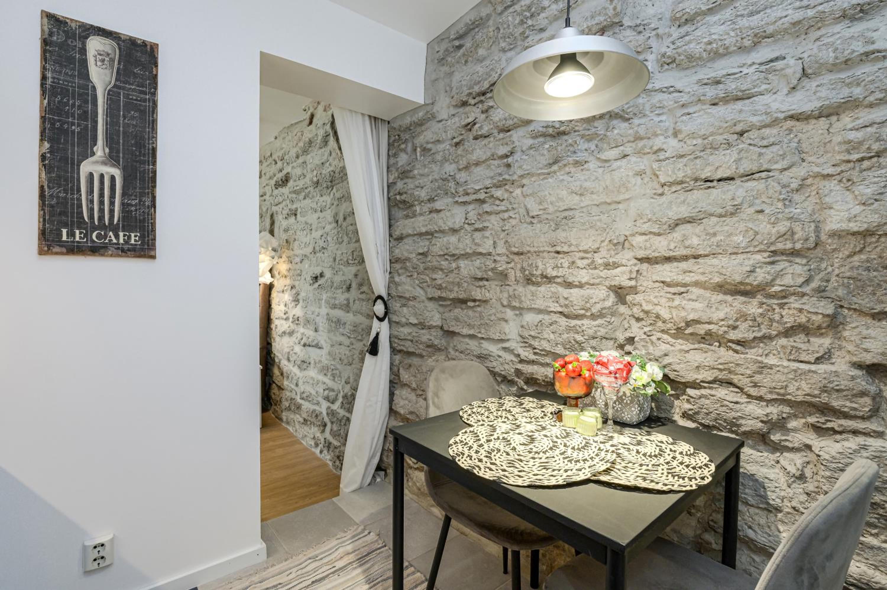 Tallinn Old Town Romantic Apartment