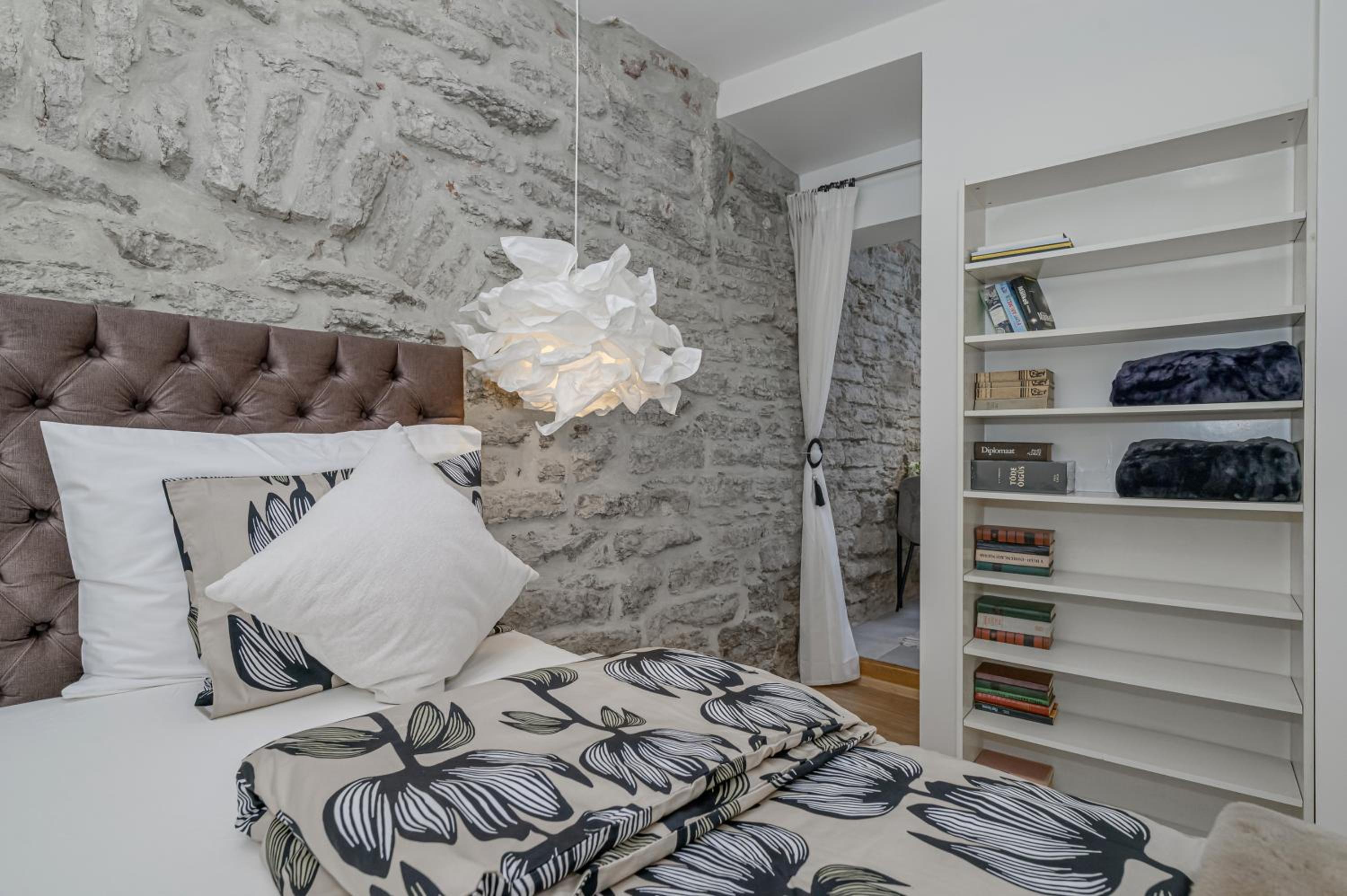 Tallinn Old Town Romantic Apartment