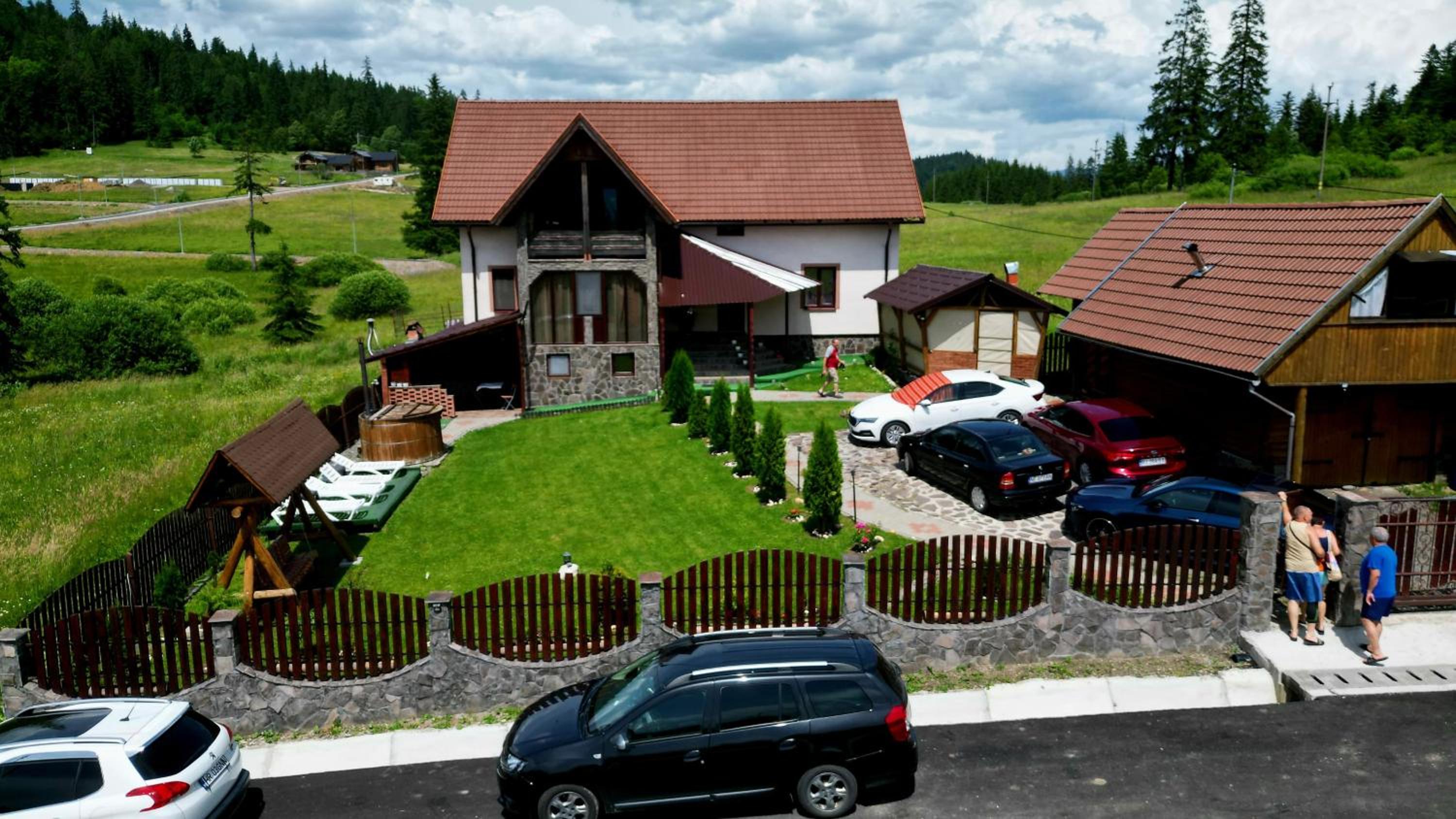 Casa 7 Izvoare view 2