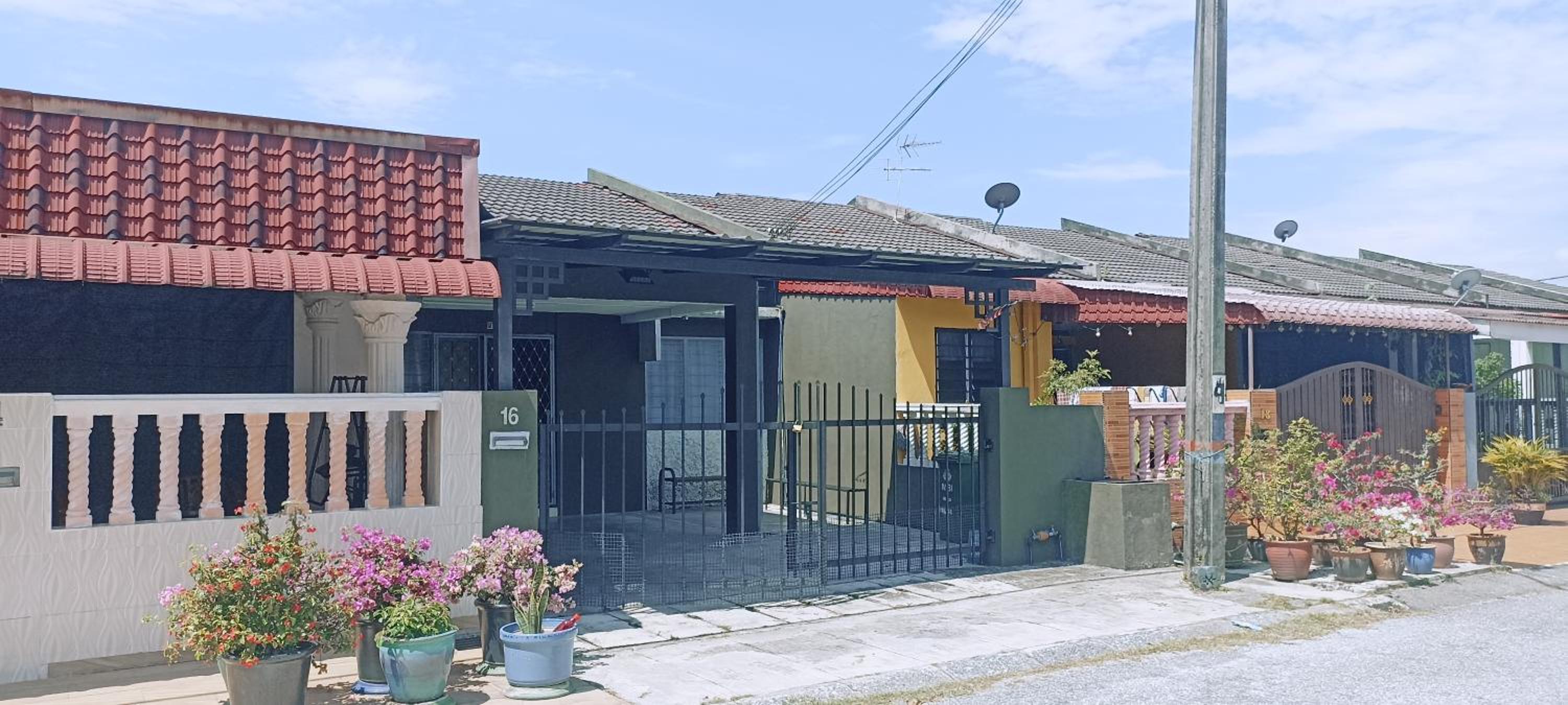 Emboi Homestay