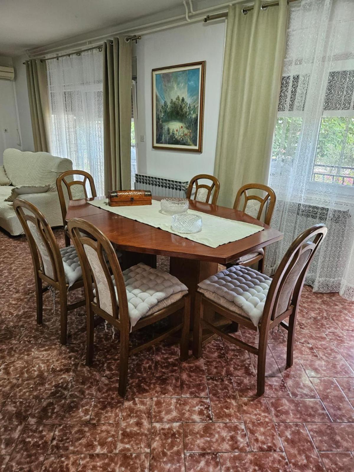 Apartment Nivea