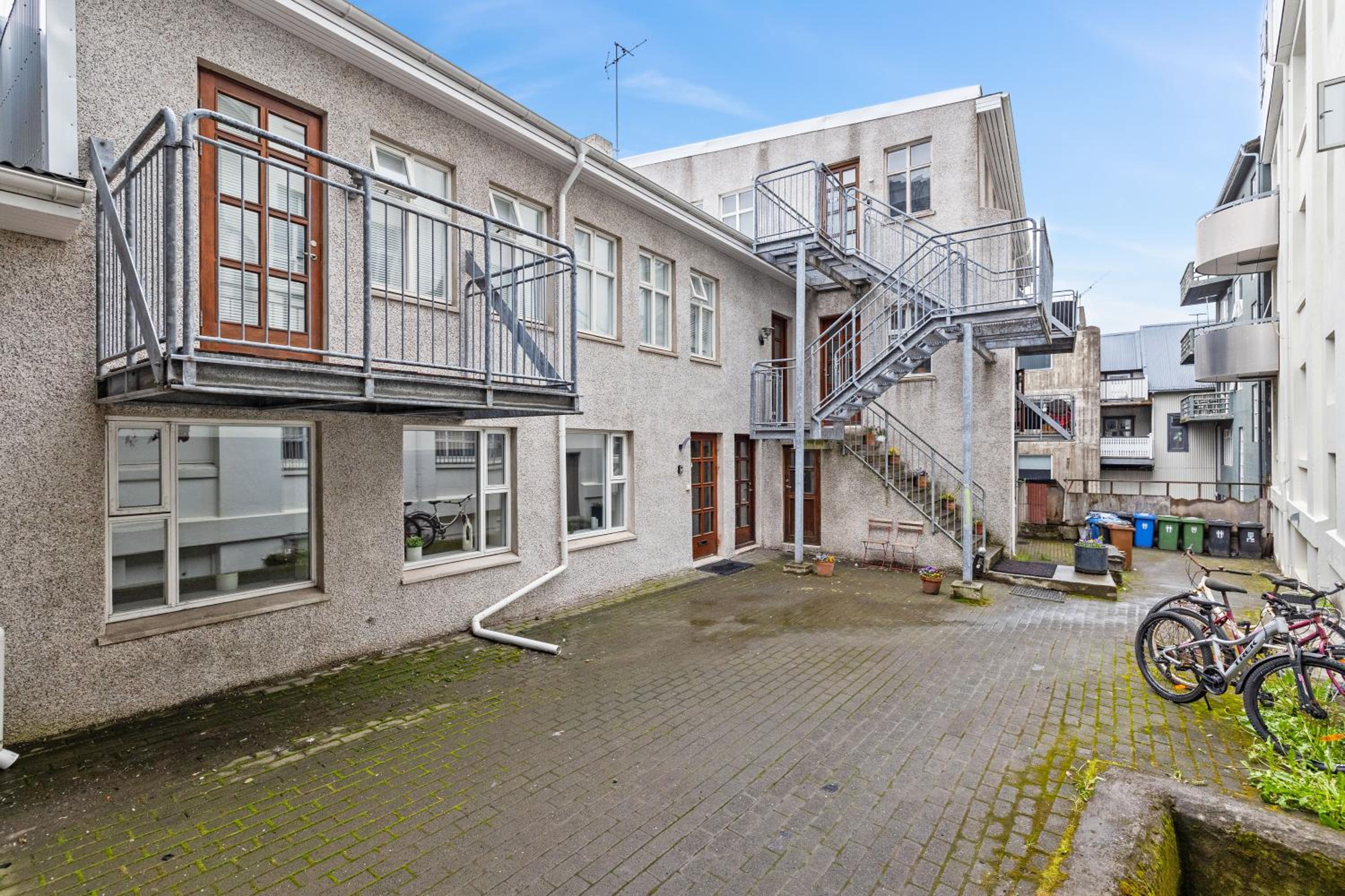 Vatnsstigur Apartment