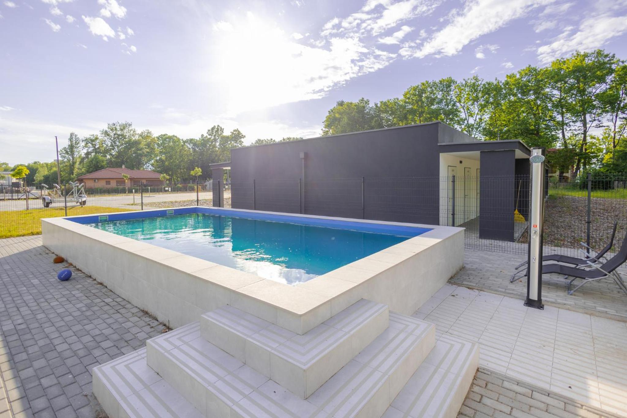 Hotel Casa Iringo Apartman Balatonfoldvar