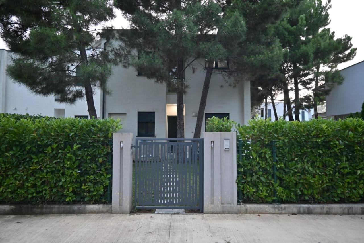 Peonia Villa ValaMar