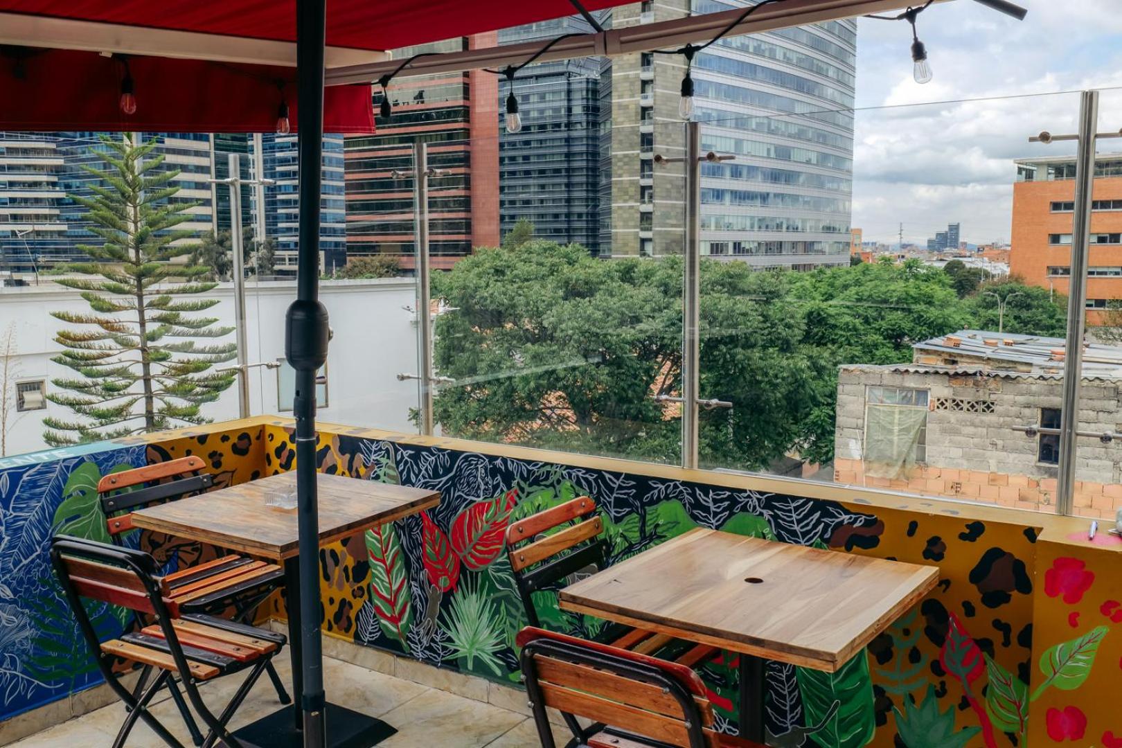 Usaquen Station Hostel - Property Image 53