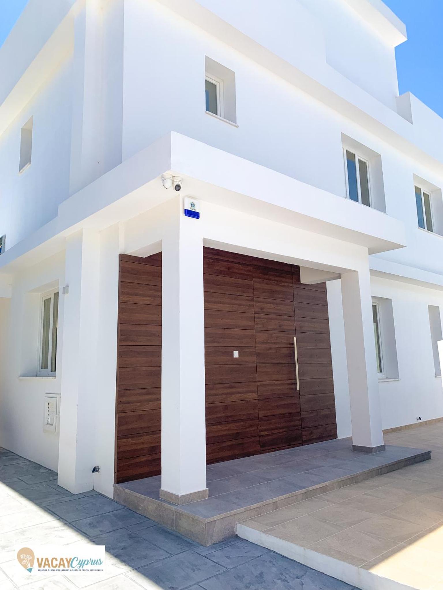 Villa Orash