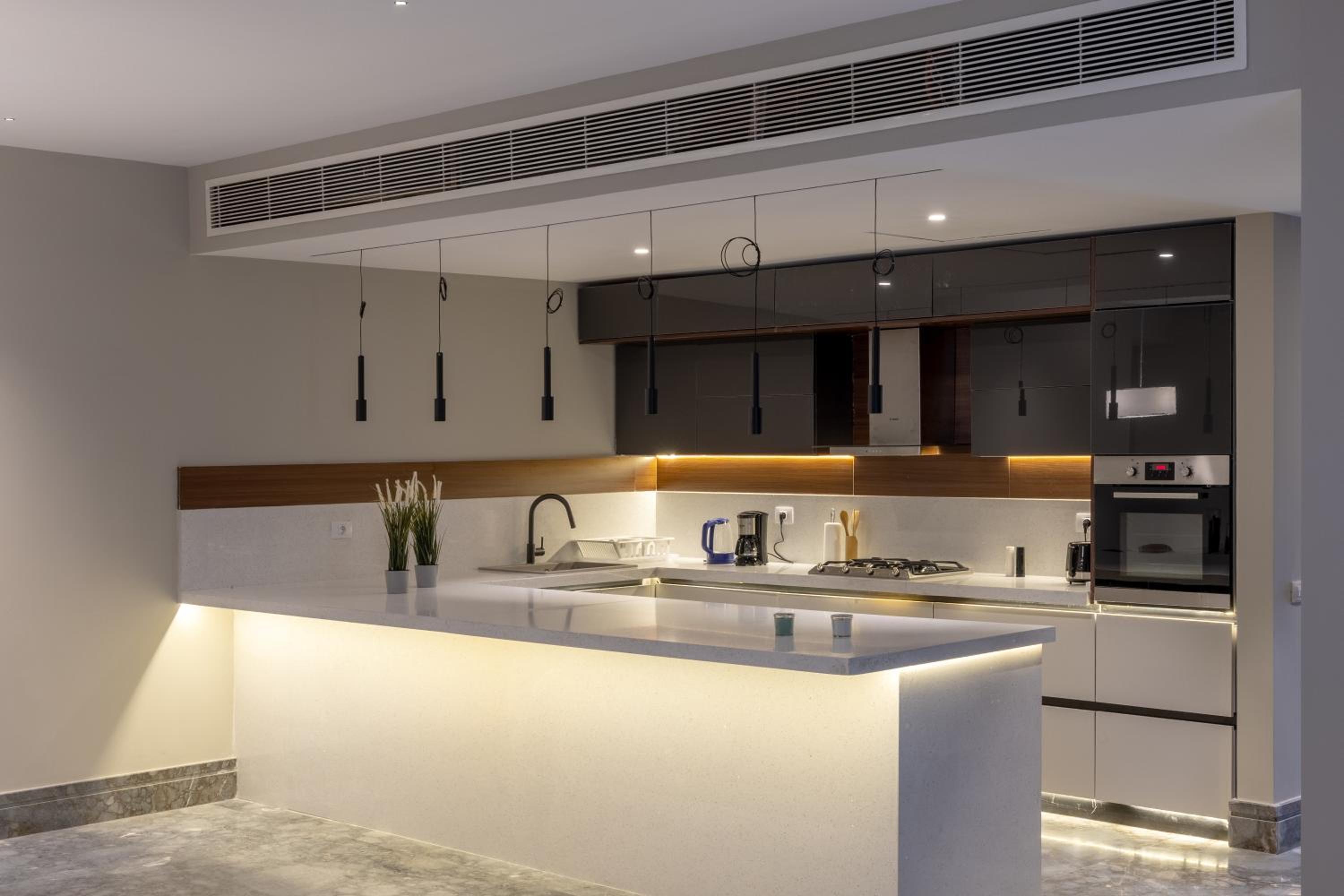 Three Bedroom Apartment Silver Palm
