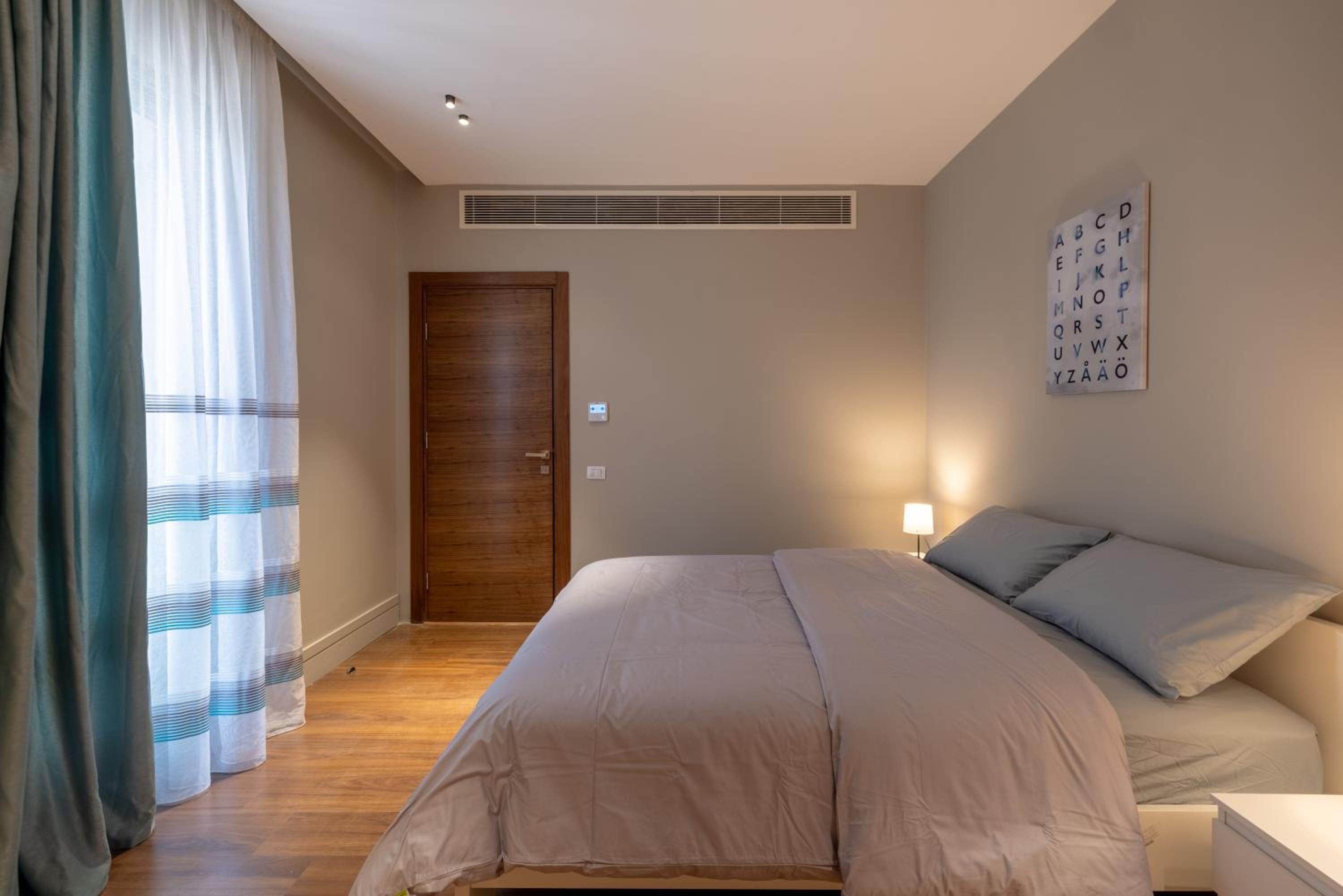 Three Bedroom Apartment Silver Palm photo 3