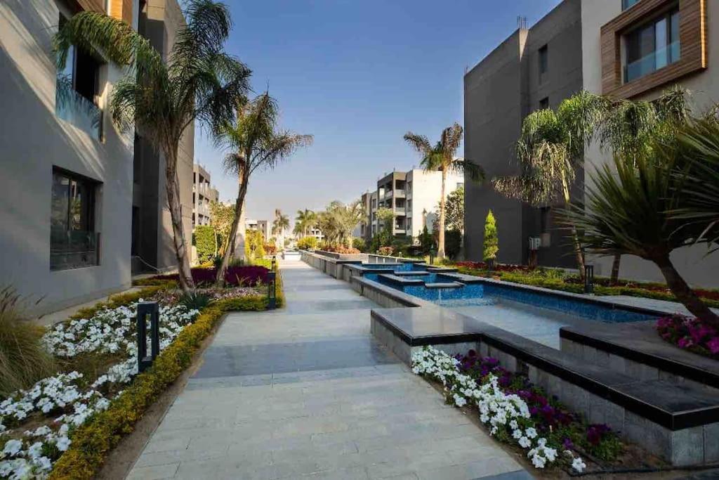 Three Bedroom Apartment Silver Palm