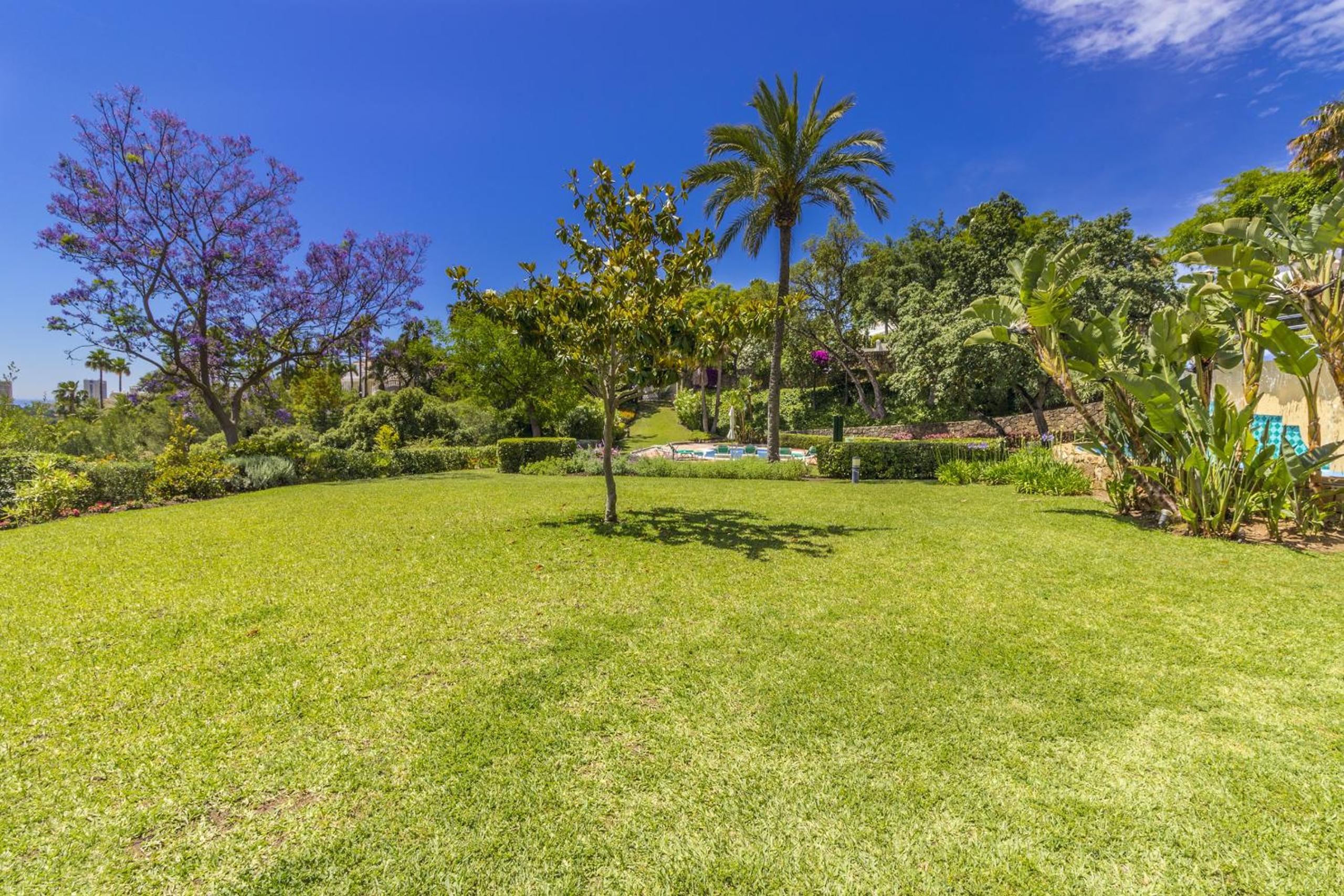Cubo's Apartamento Boutique Elviria Hills Marbella