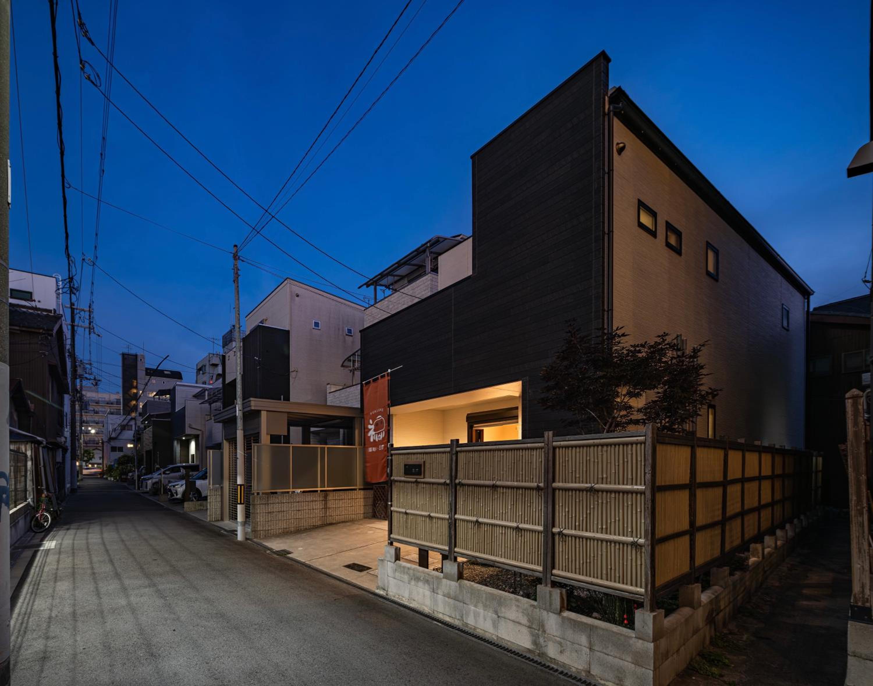 福助豆腐5mins walk to JRLoop Tsuruhashi 5mins to Nipponbashi Namba USJ Nara Direct