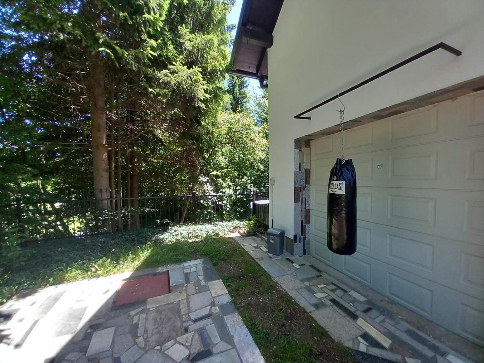 Forest Grove Hideaway