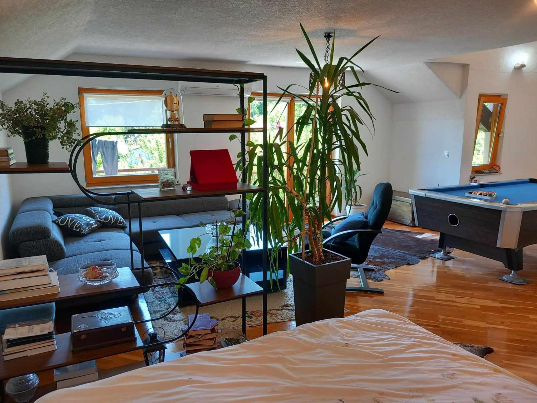 Forest Grove Hideaway